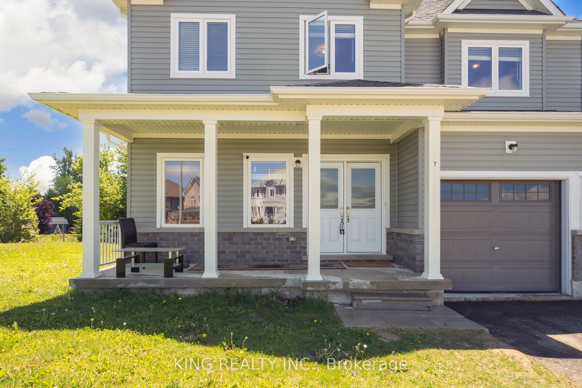 7 Todd Crescent Property Photo 3