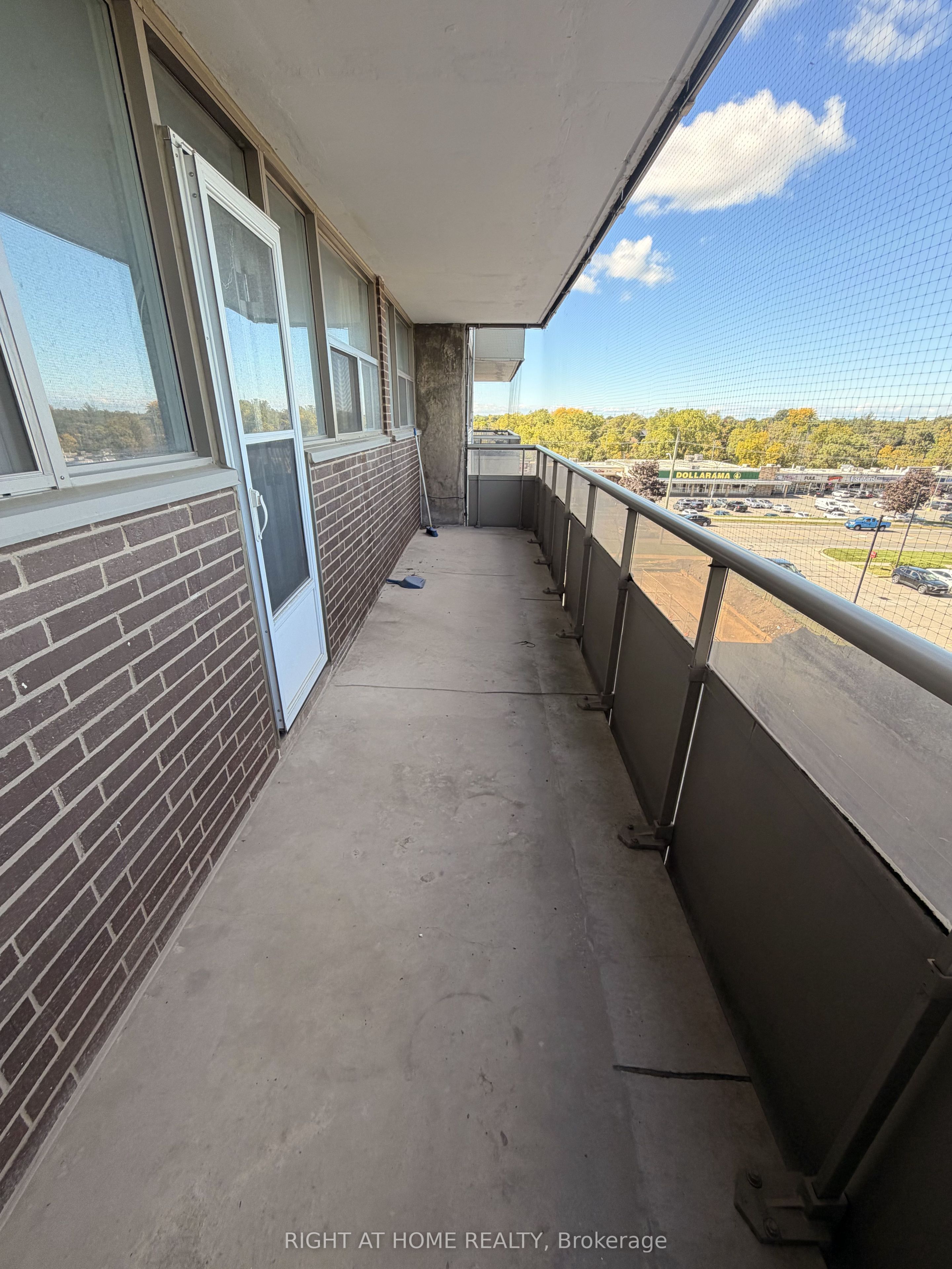 215 Glenridge Avenue 505 Property Photo 12