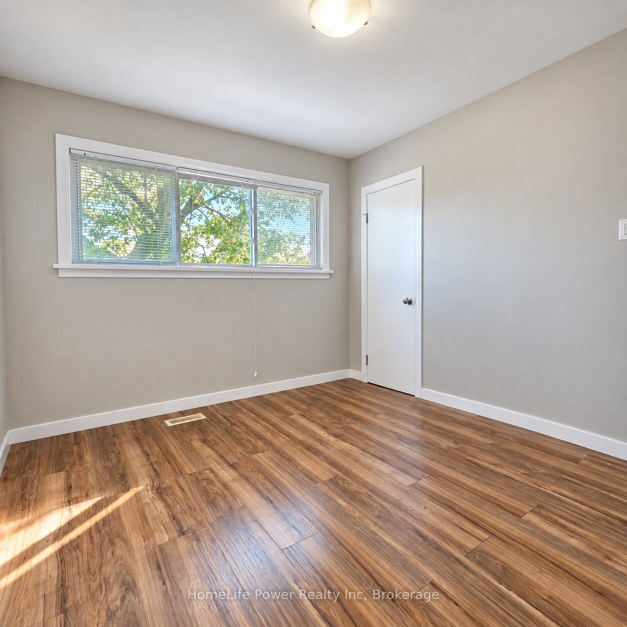 112 Heiman Street 2 Property Photo 14