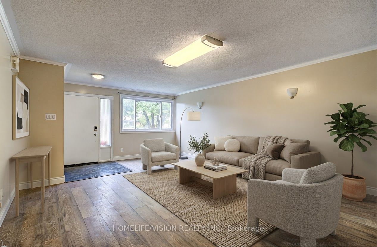 25 Radcliffe Drive Property Photo 2