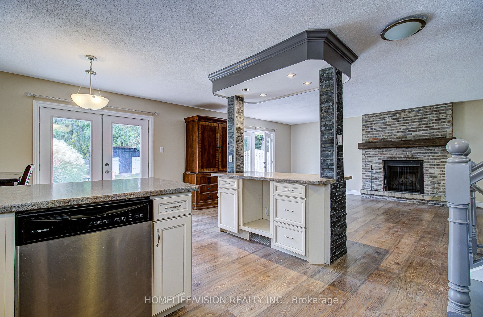 25 Radcliffe Drive Property Photo 13