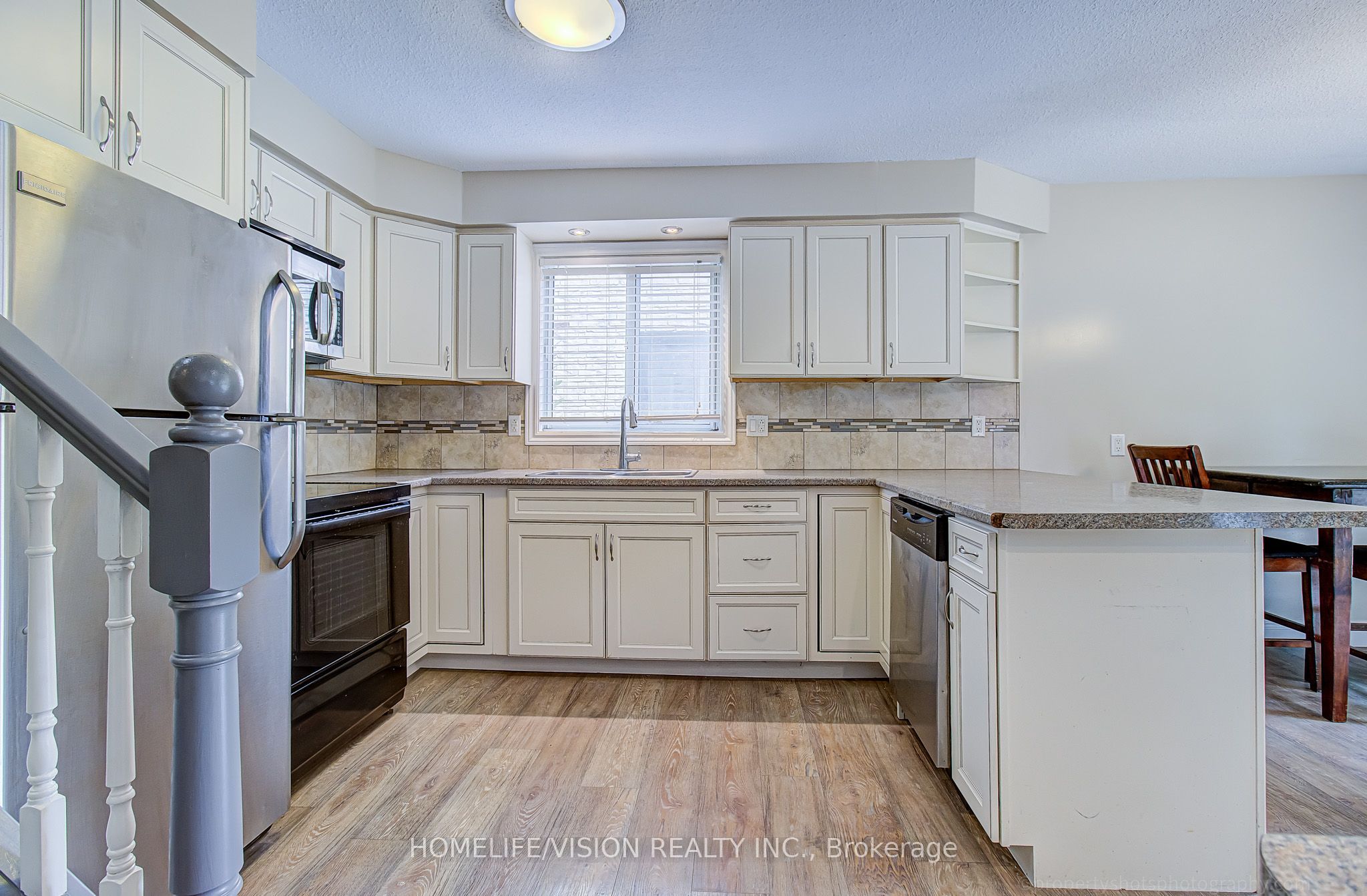 25 Radcliffe Drive Property Photo 14