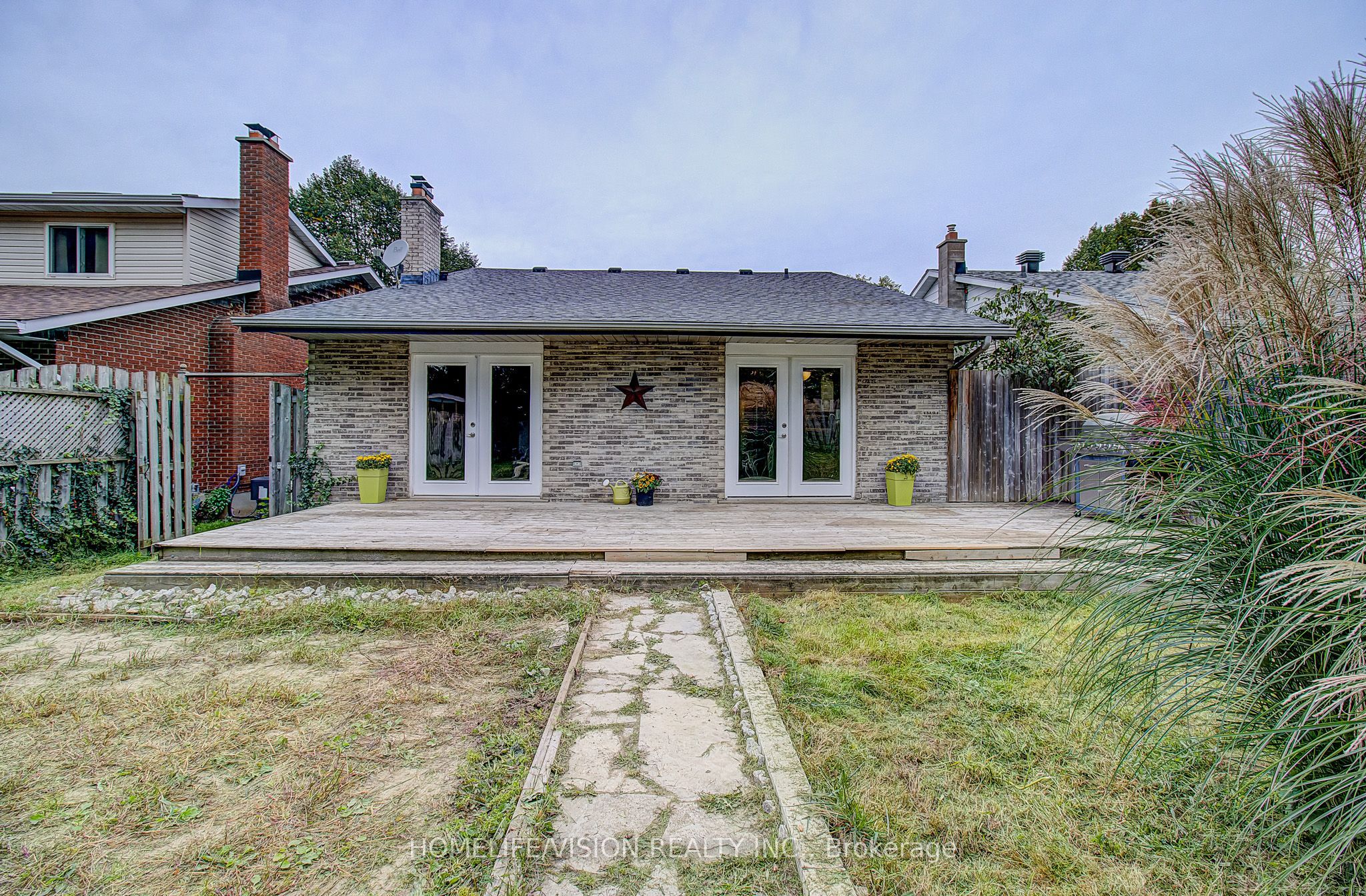 25 Radcliffe Drive Property Photo 33