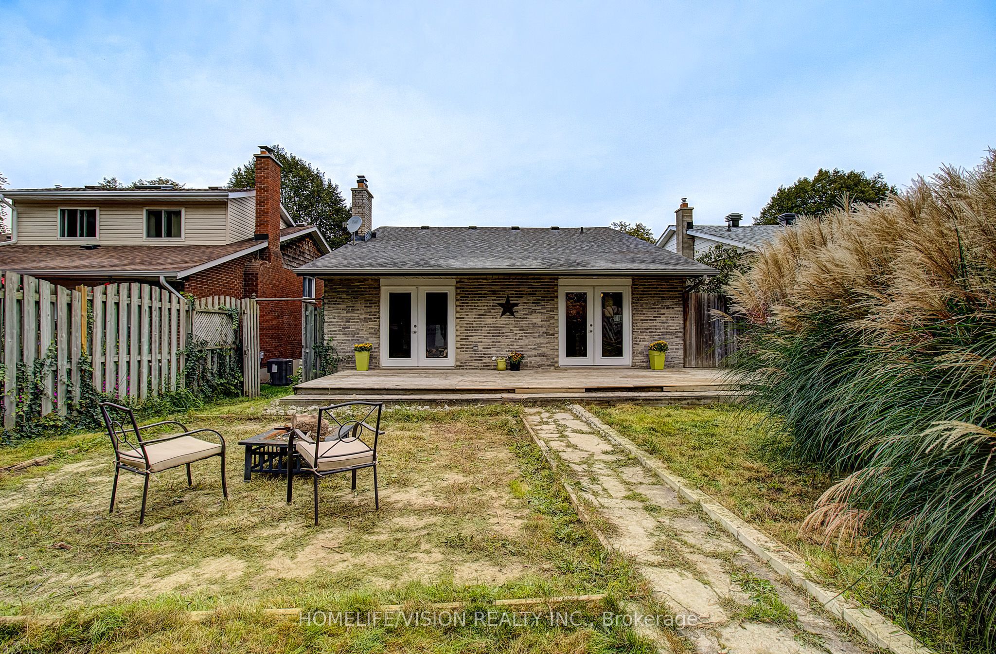 25 Radcliffe Drive Property Photo 34