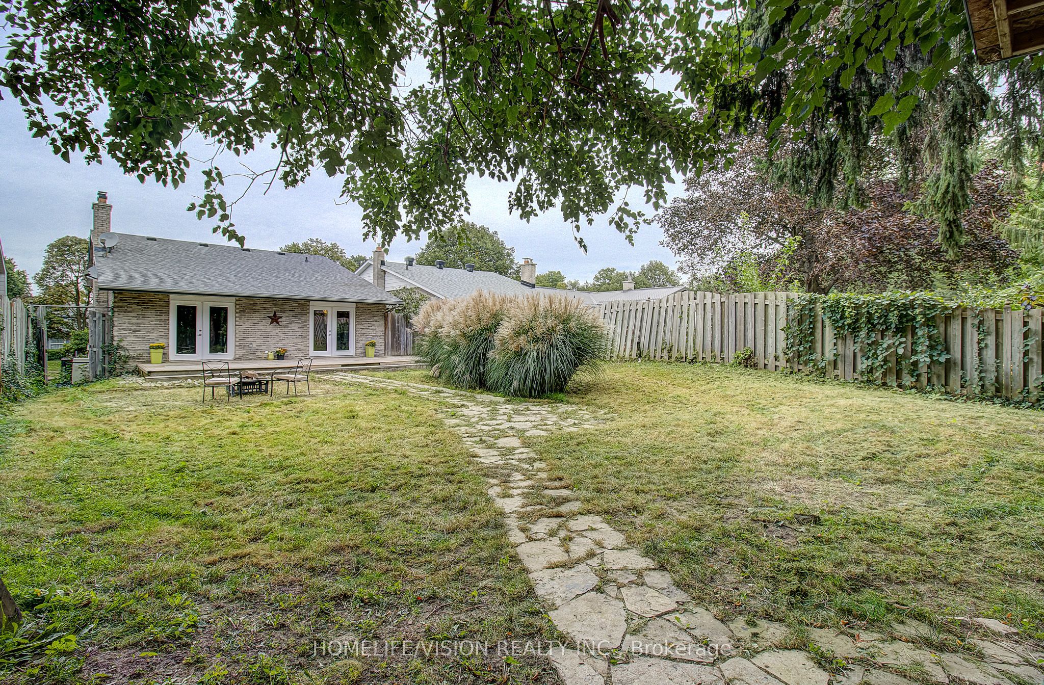 25 Radcliffe Drive Property Photo 35