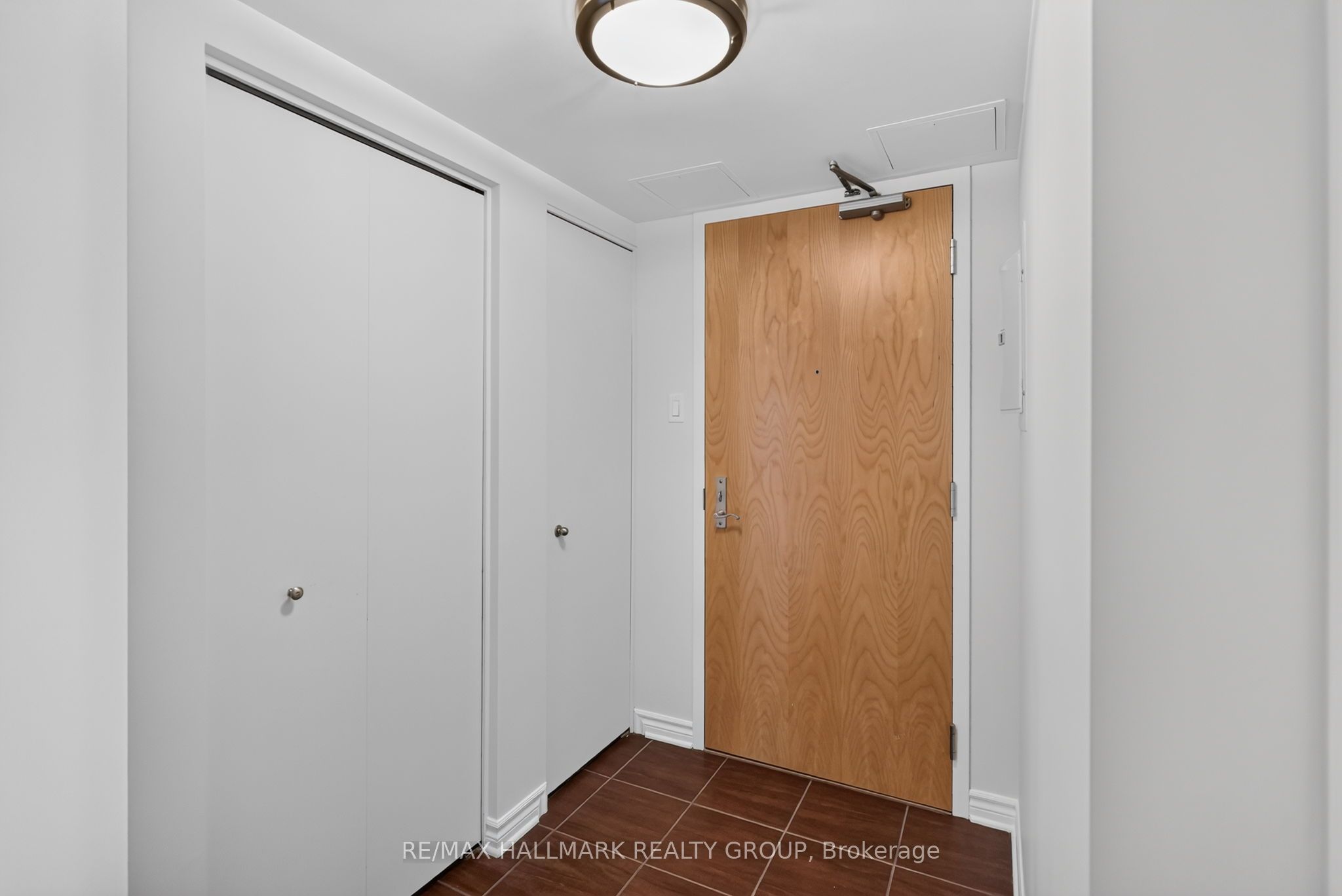 250 Lett Street 405 Property Photo 4