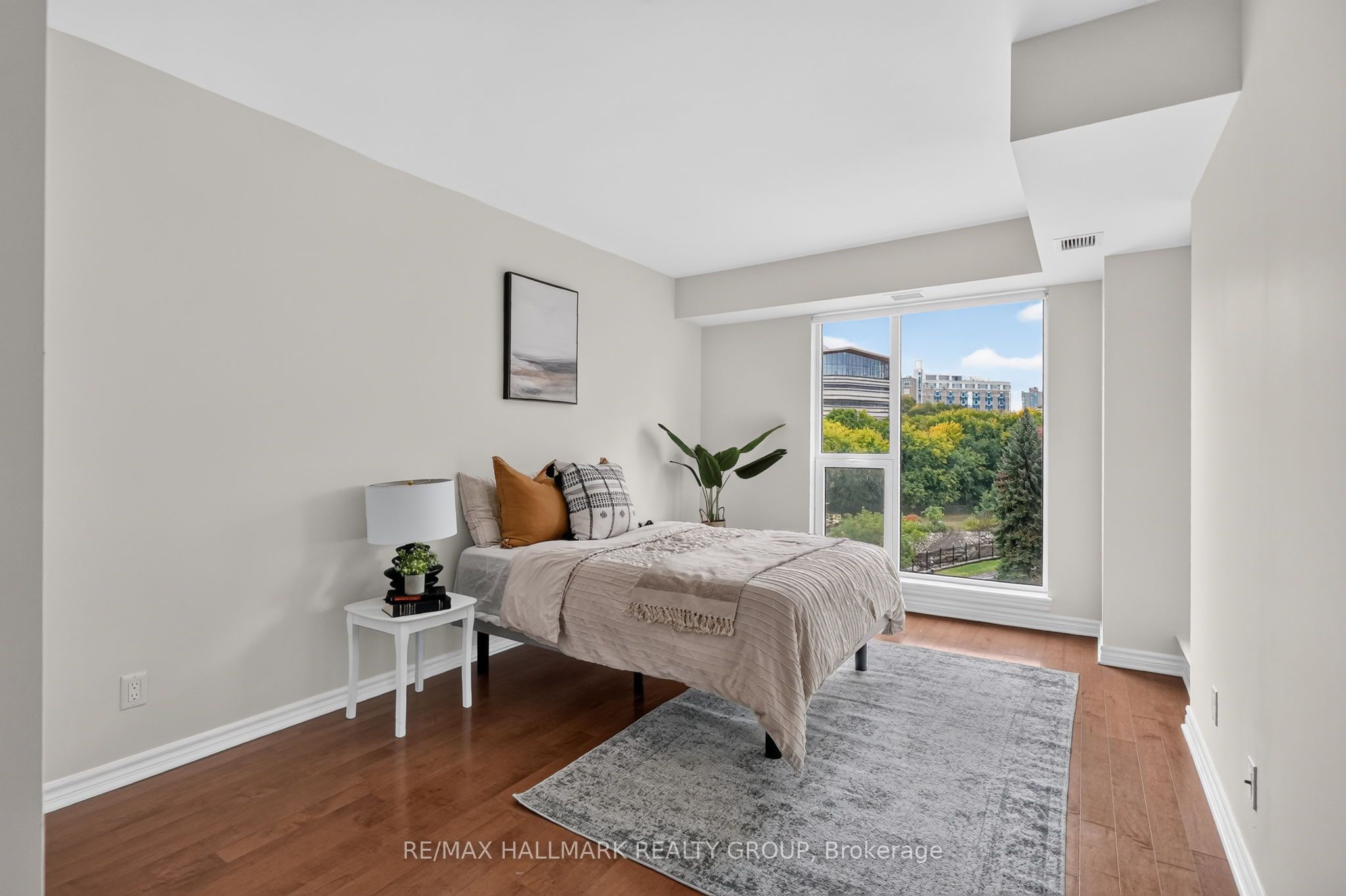 250 Lett Street 405 Property Photo 16