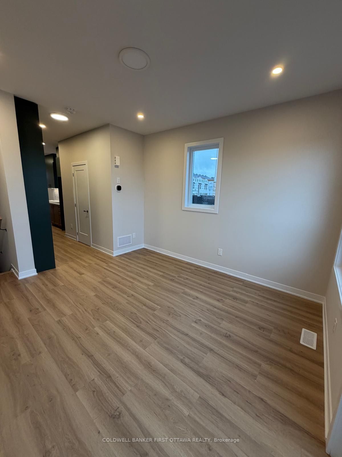 330 Stargrass Private Property Photo 4