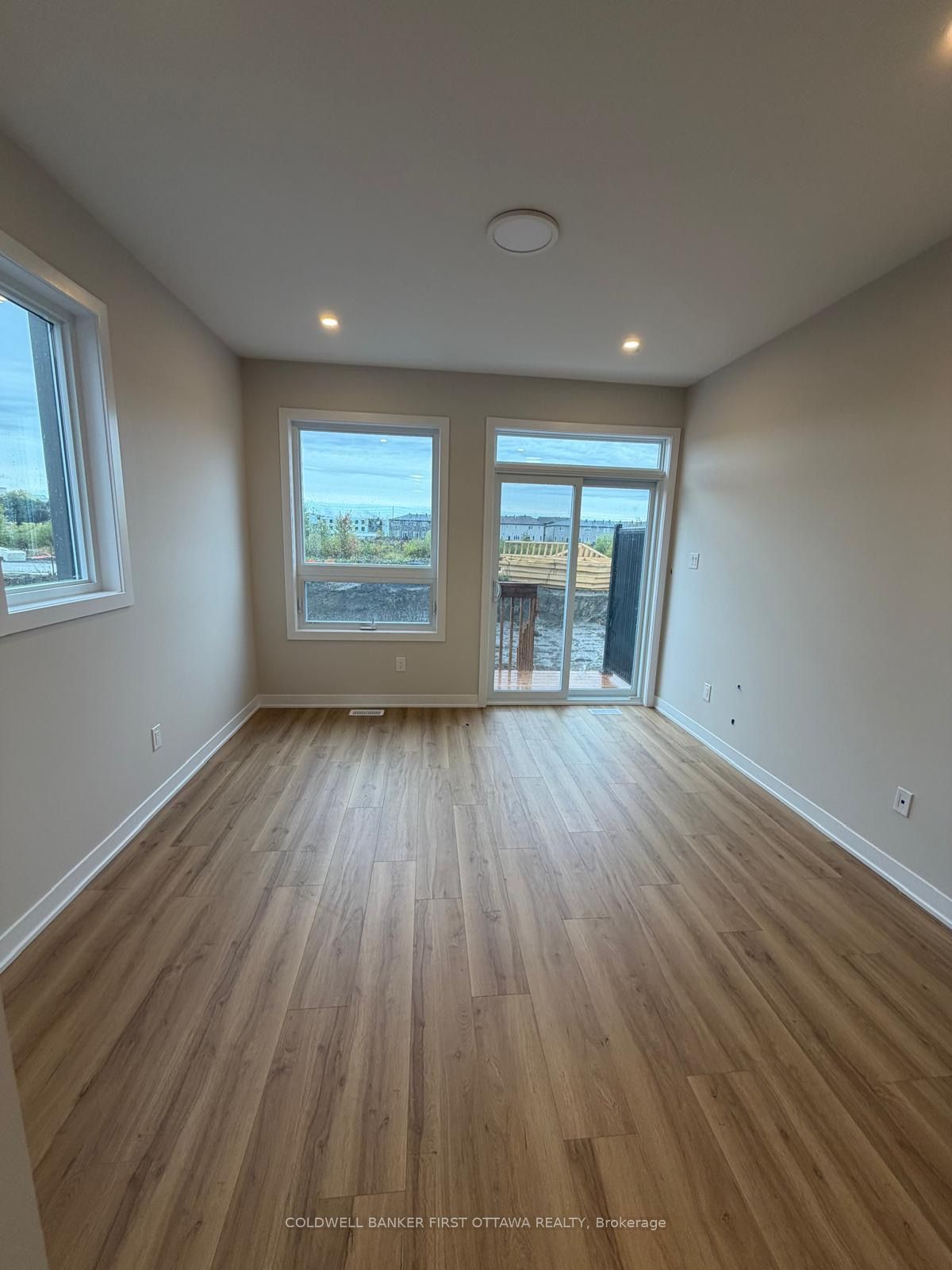 330 Stargrass Private Property Photo 10