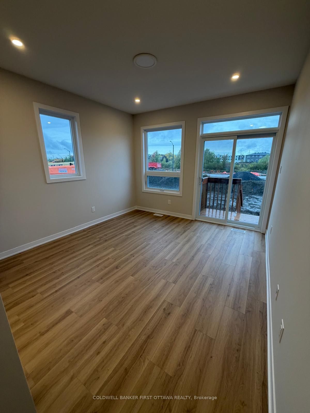 330 Stargrass Private Property Photo 11