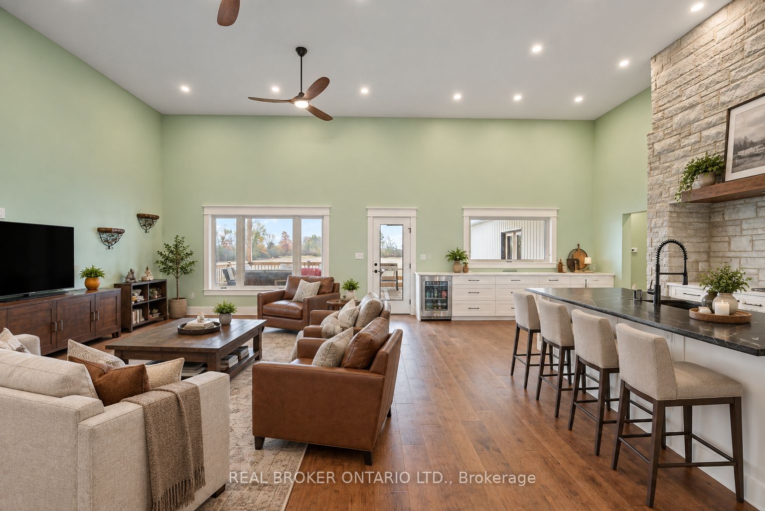 3809 Netherby Road Property Photo 5