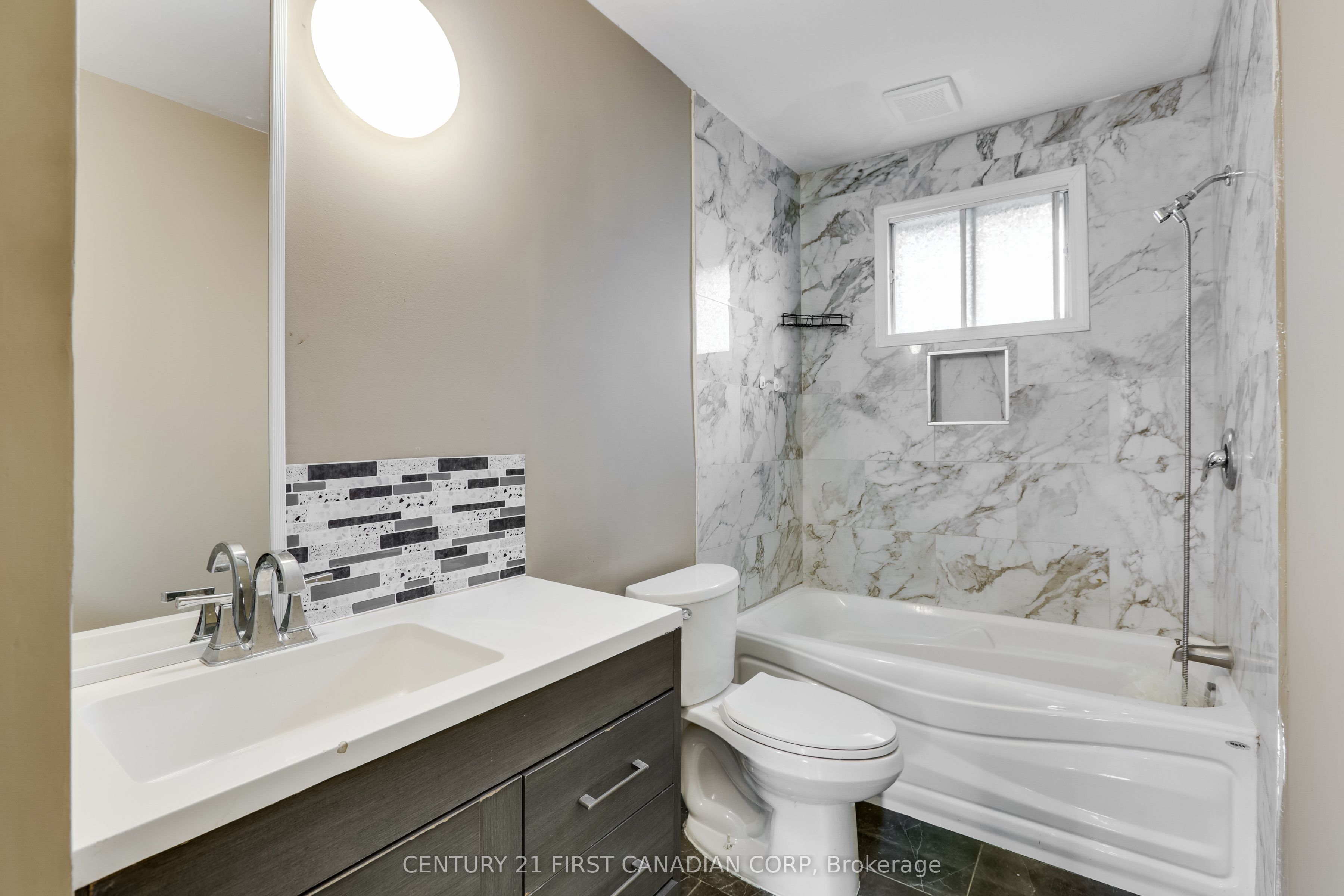 63 Renny Crescent Main Property Photo 9