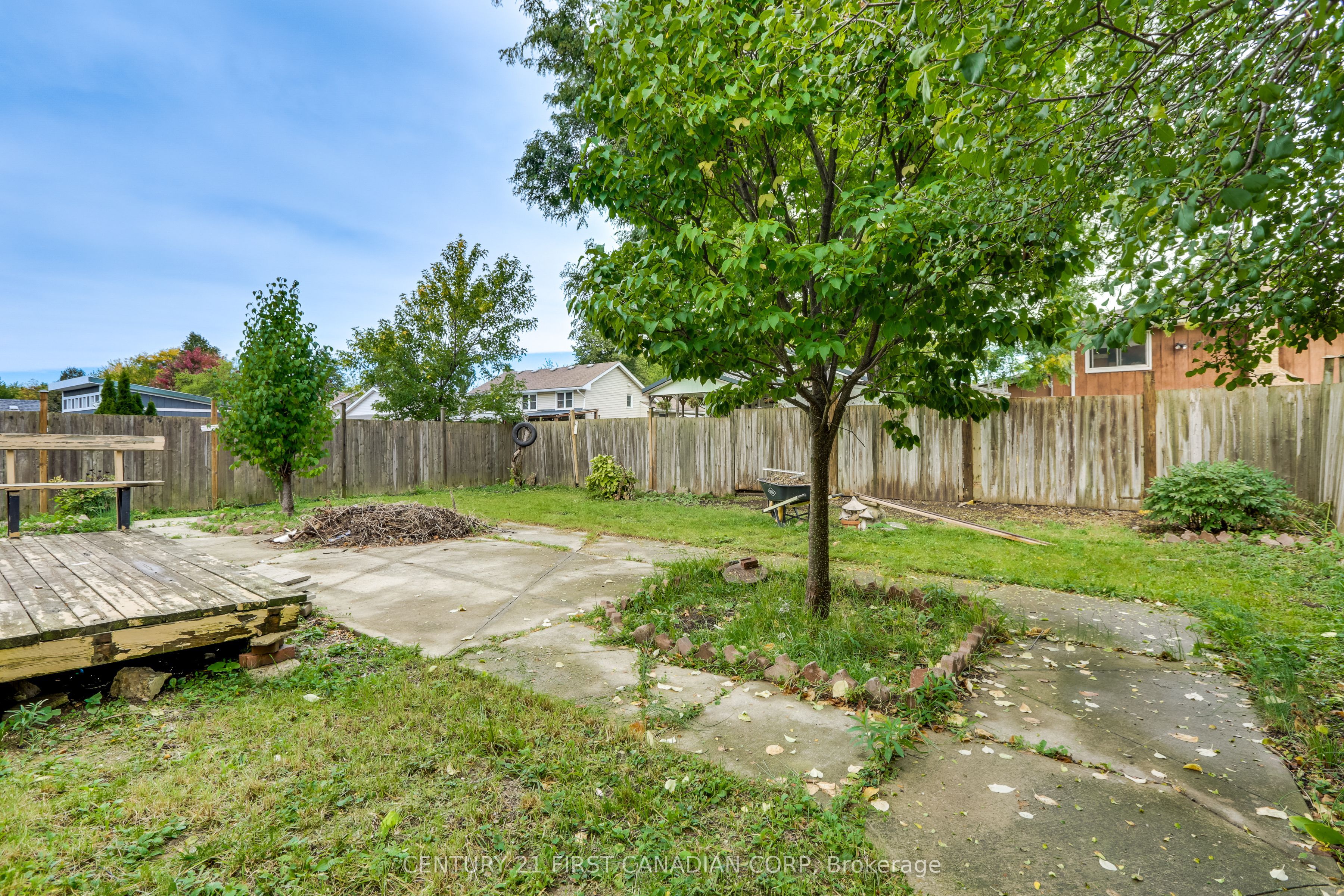 63 Renny Crescent Main Property Photo 18