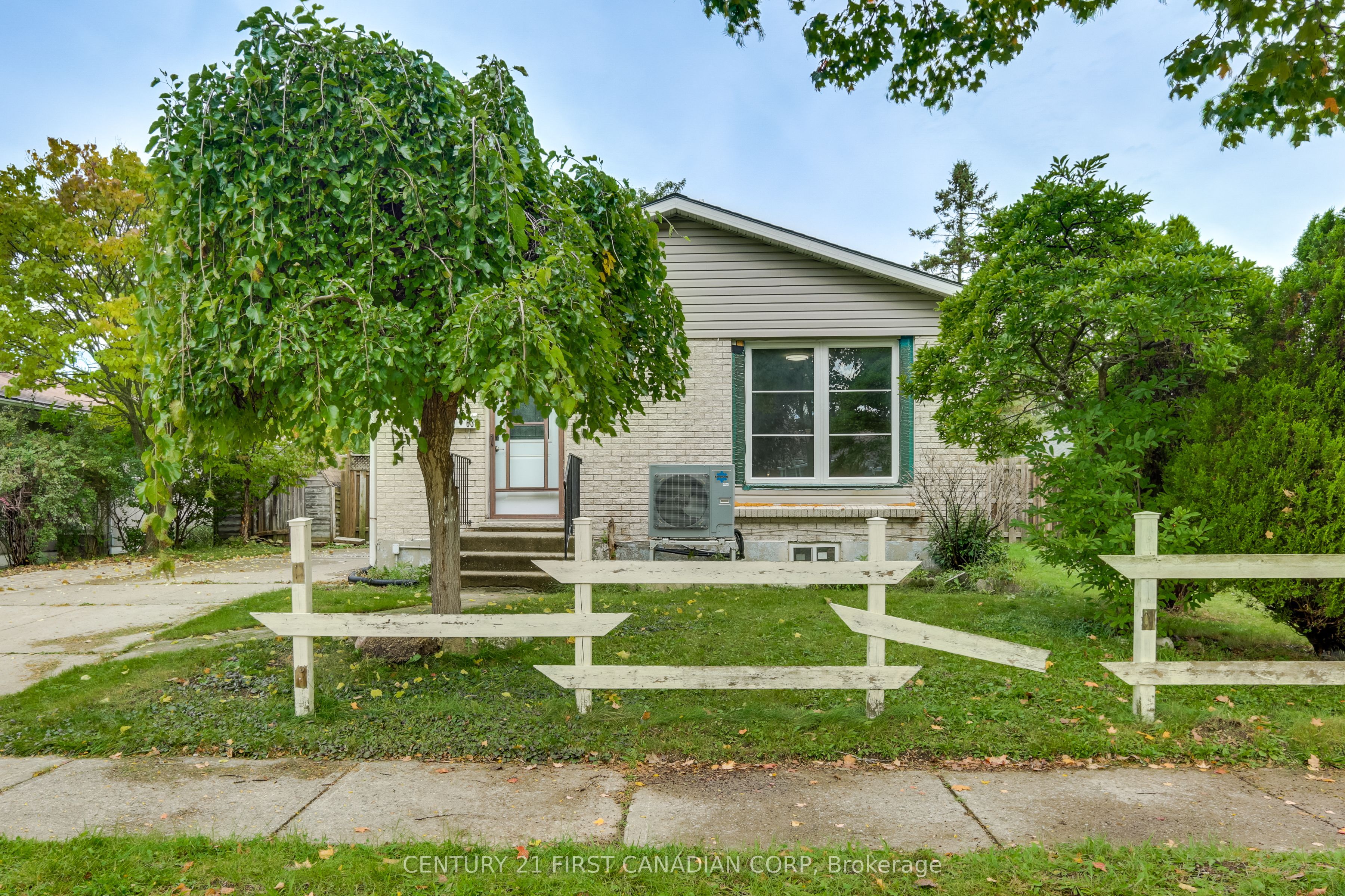 63 Renny Crescent Main Property Photo 20