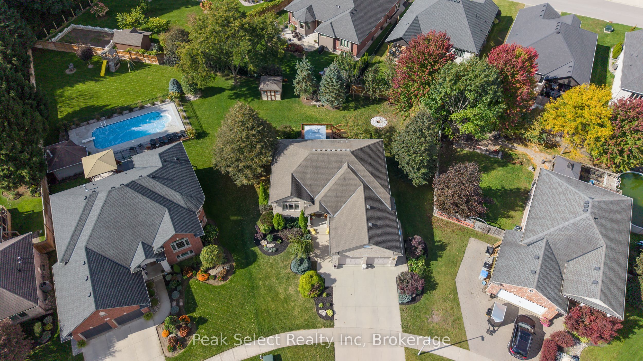 88 Saxonville Court Property Photo 2