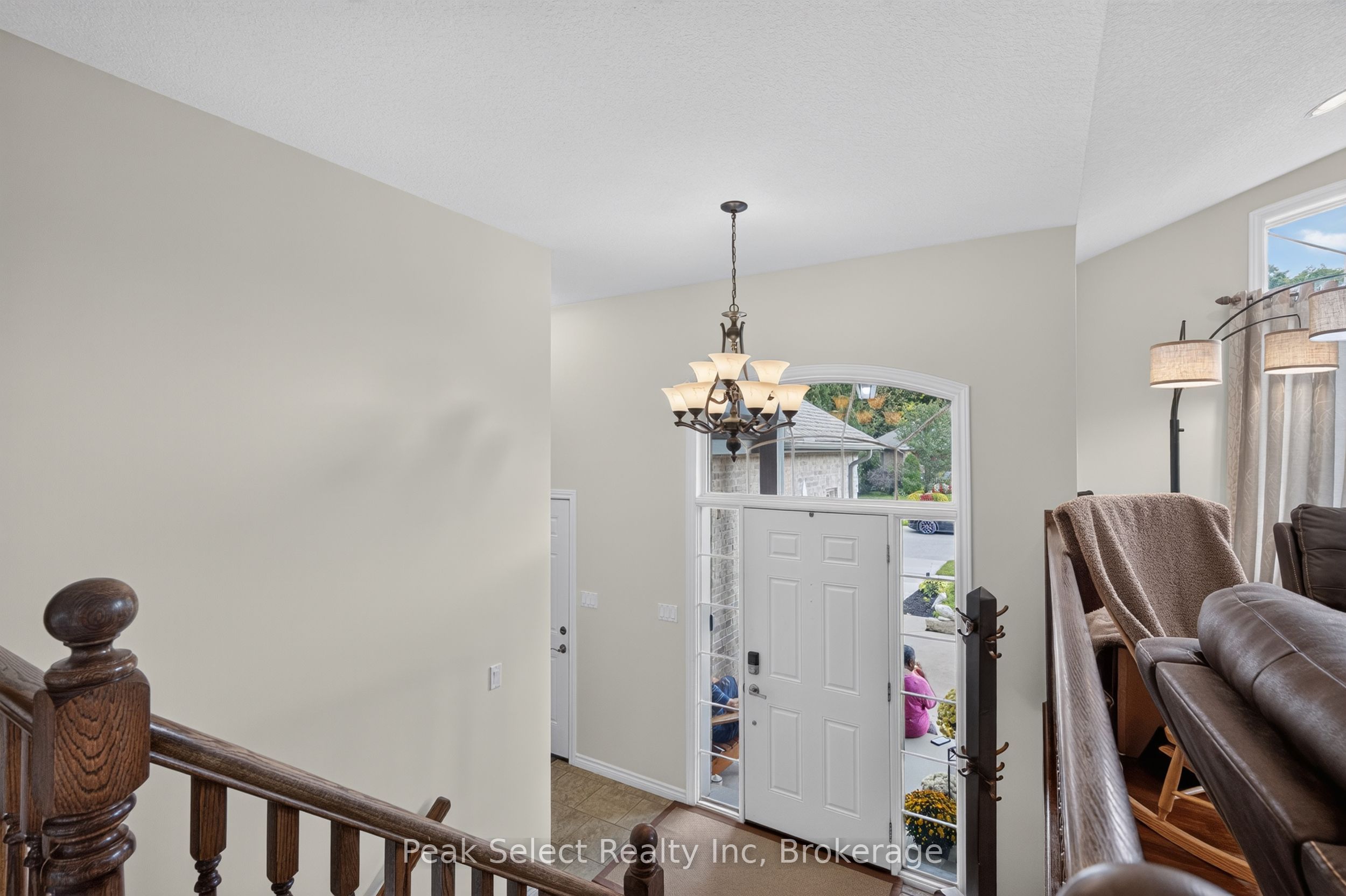 88 Saxonville Court Property Photo 8