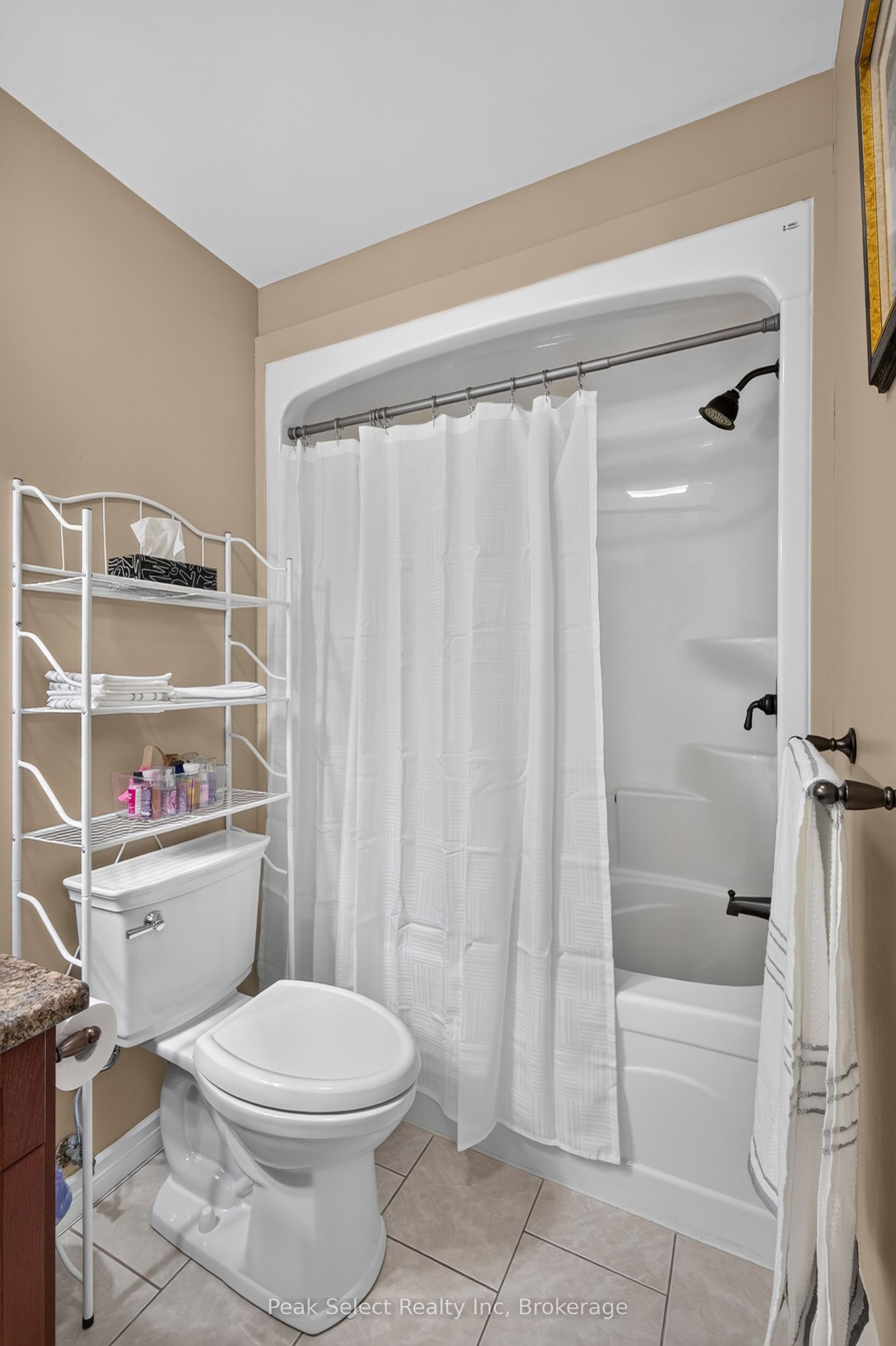 88 Saxonville Court Property Photo 24