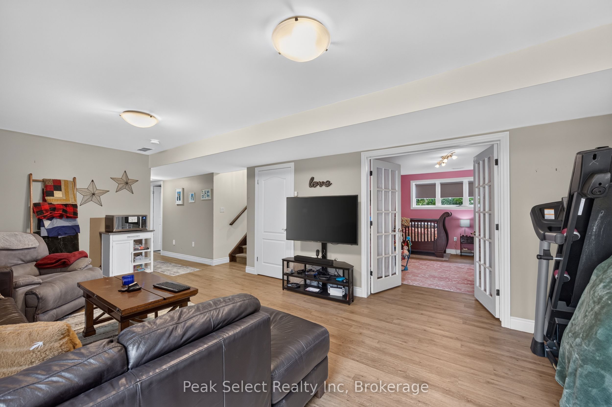 88 Saxonville Court Property Photo 27