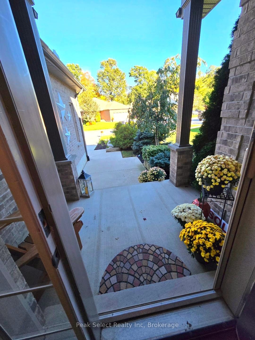 88 Saxonville Court Property Photo 46