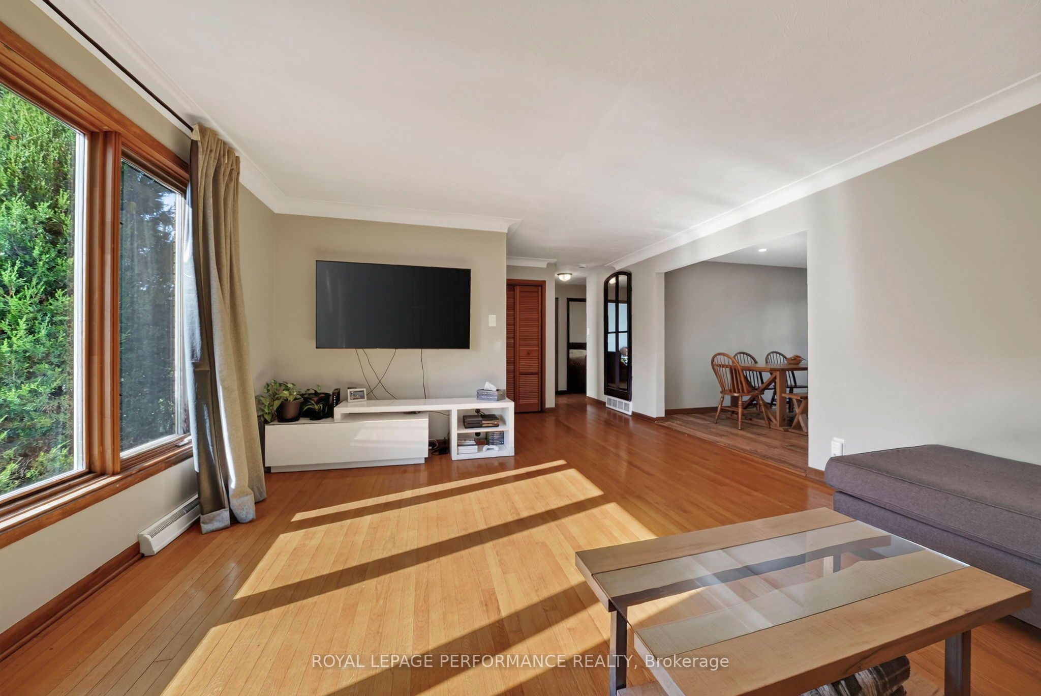 2761 Ross Avenue Property Photo 15