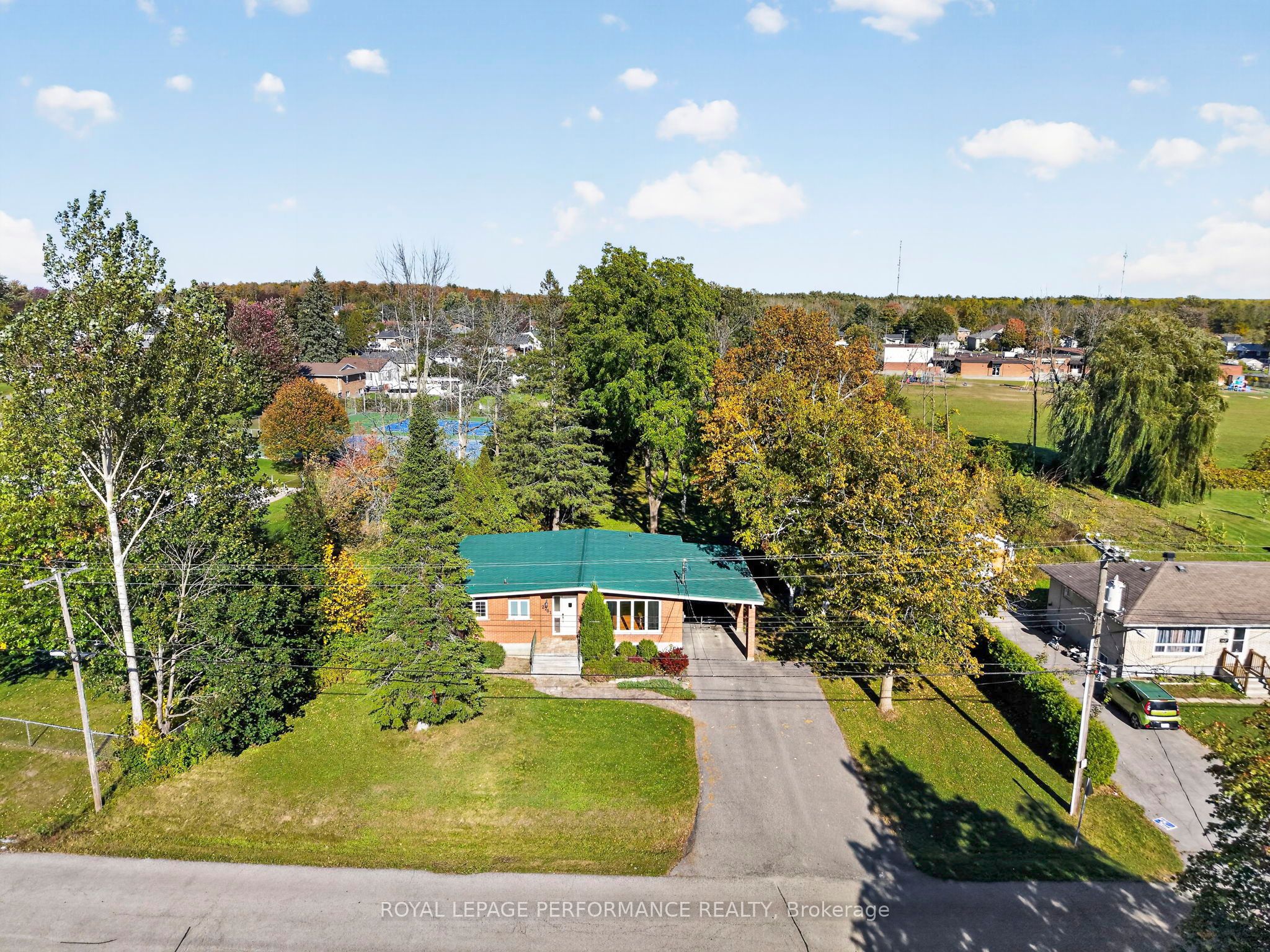 2761 Ross Avenue Property Photo 47