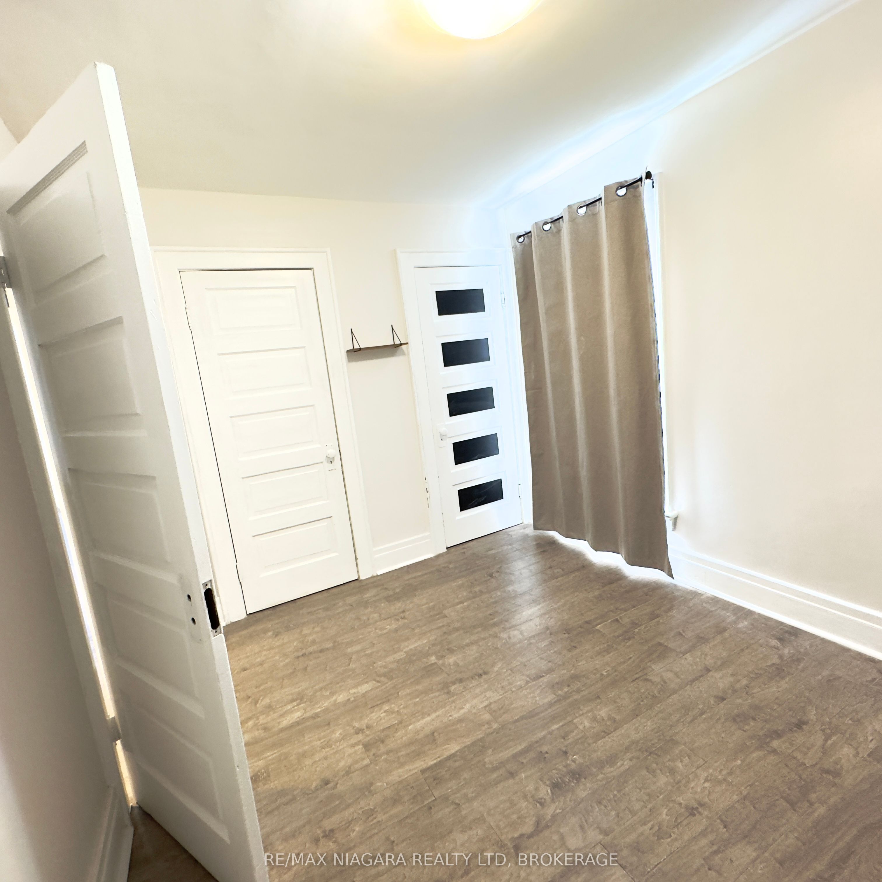 4825 Crysler Avenue Property Photo 11