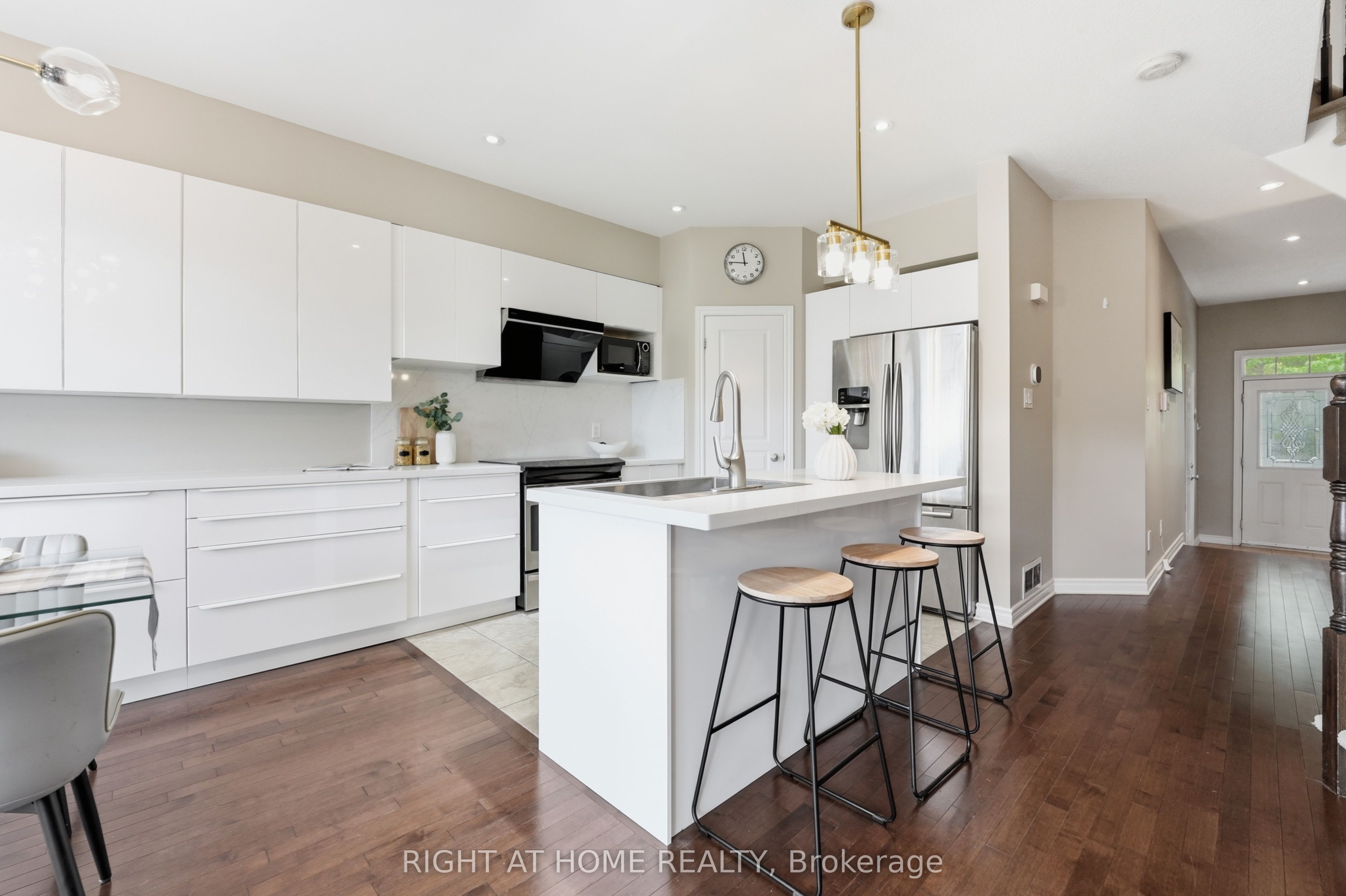 599 Remnor Avenue Property Photo 10