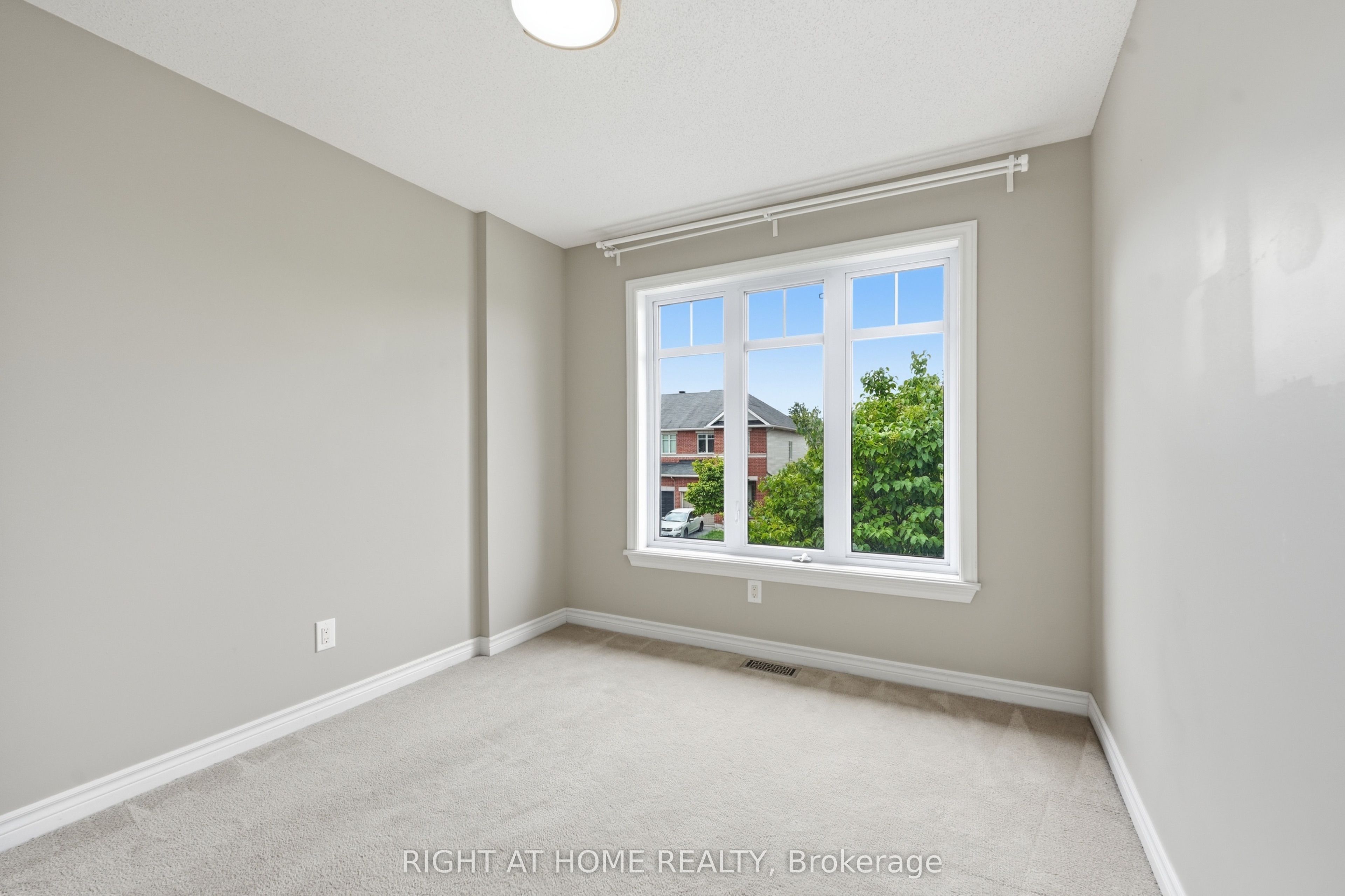 599 Remnor Avenue Property Photo 25