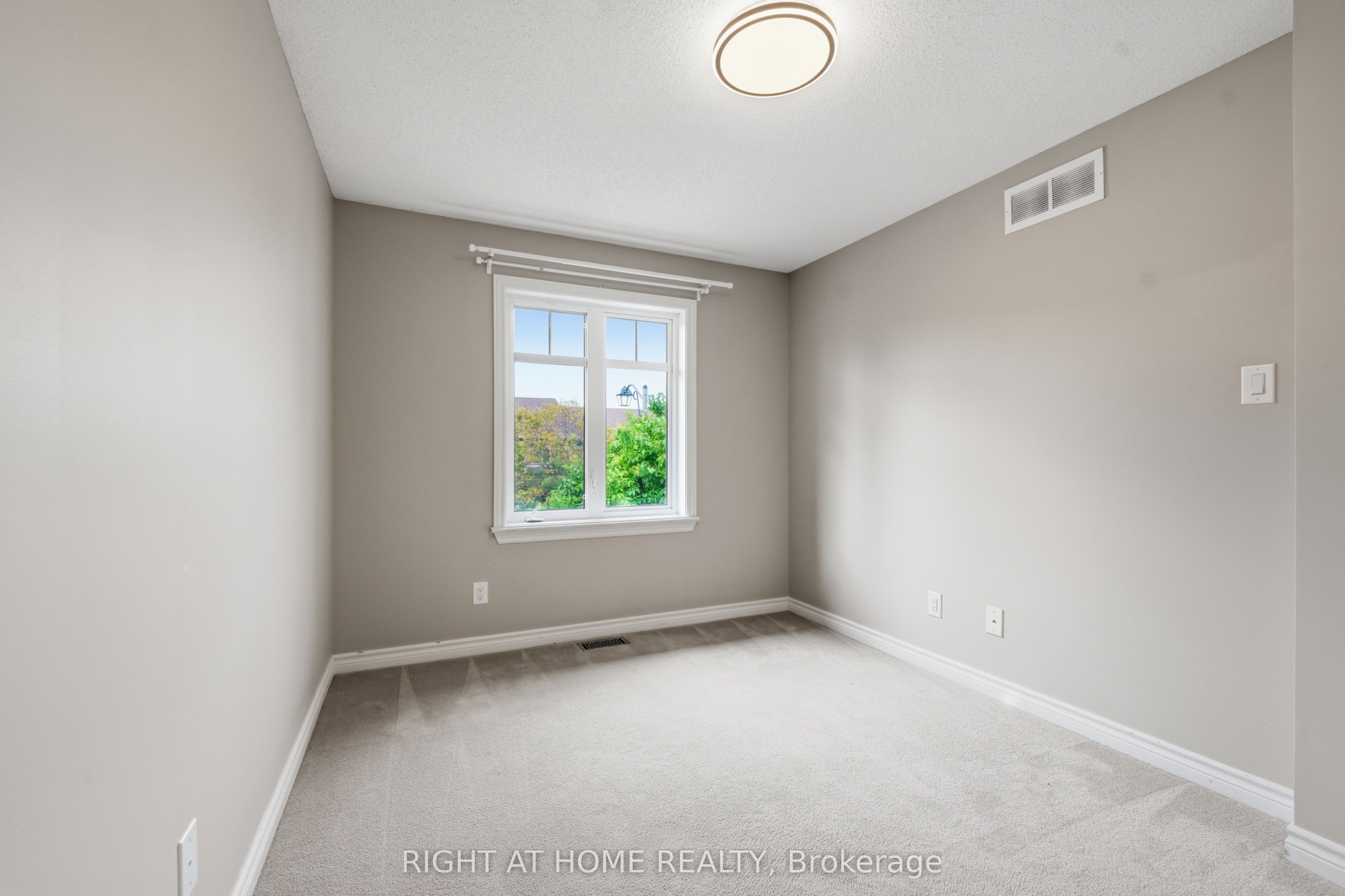 599 Remnor Avenue Property Photo 26