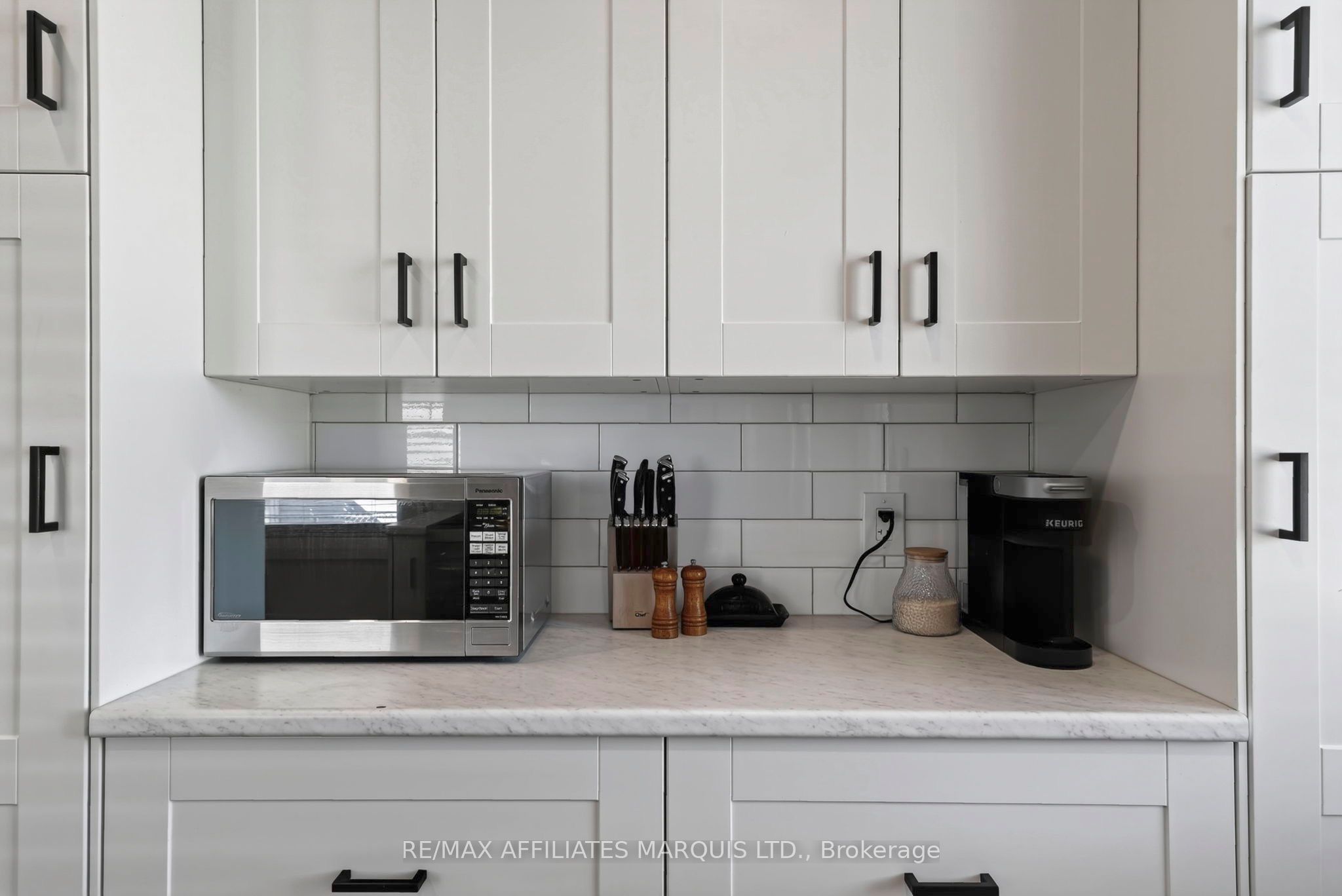 916 Leonard Avenue Property Photo 12