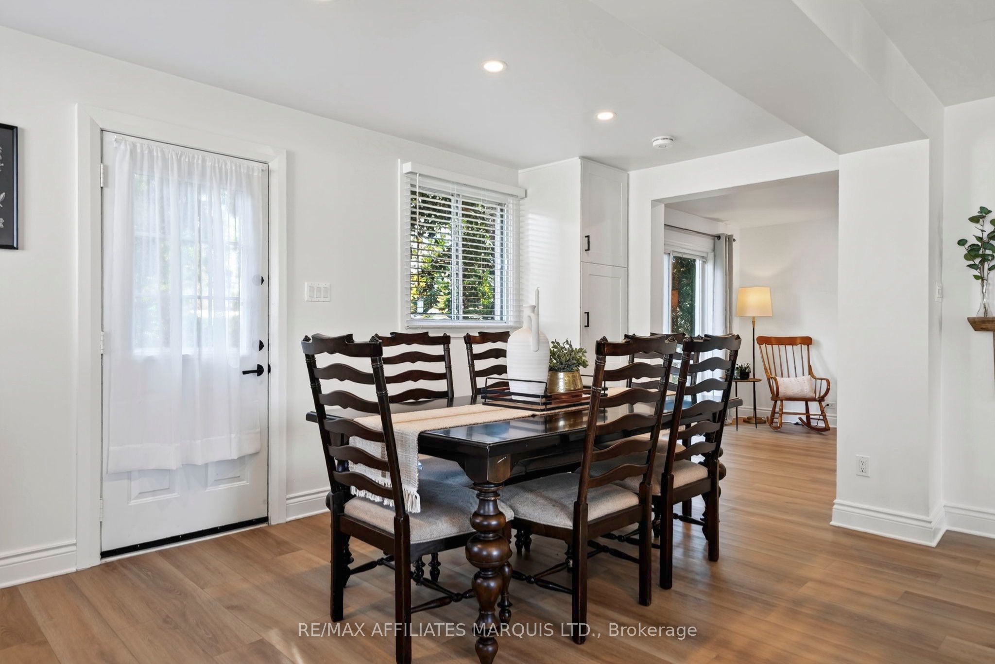 916 Leonard Avenue Property Photo 21