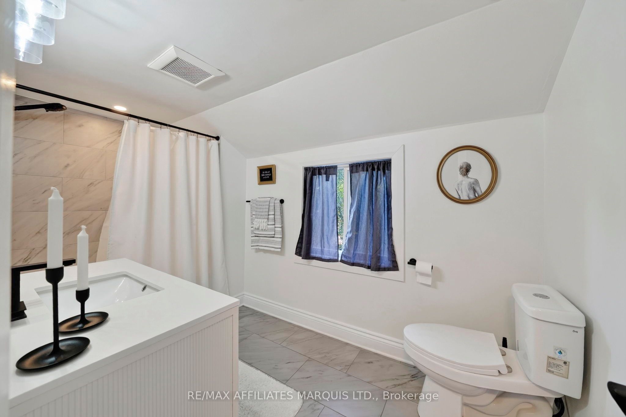916 Leonard Avenue Property Photo 30