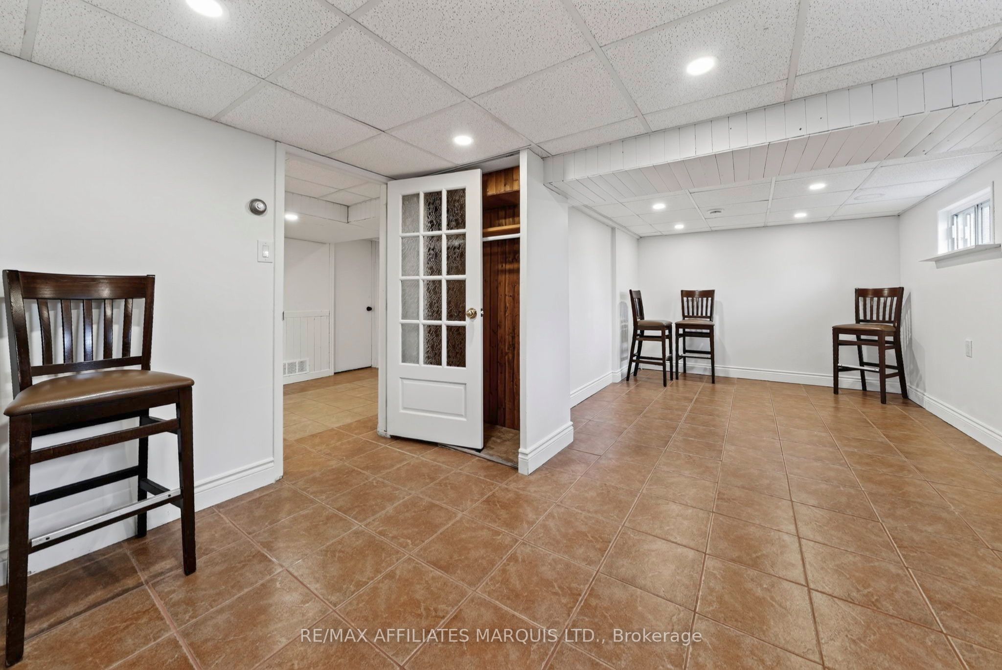 916 Leonard Avenue Property Photo 33