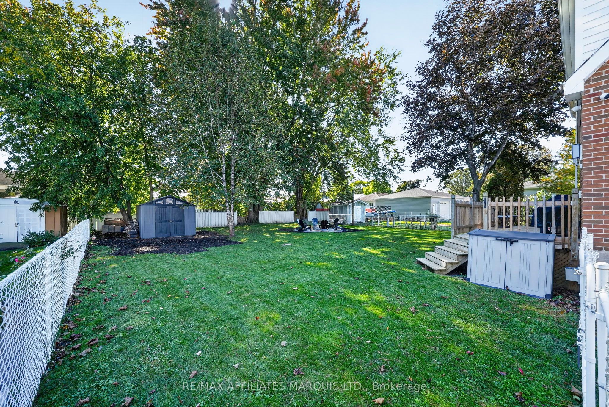 916 Leonard Avenue Property Photo 43