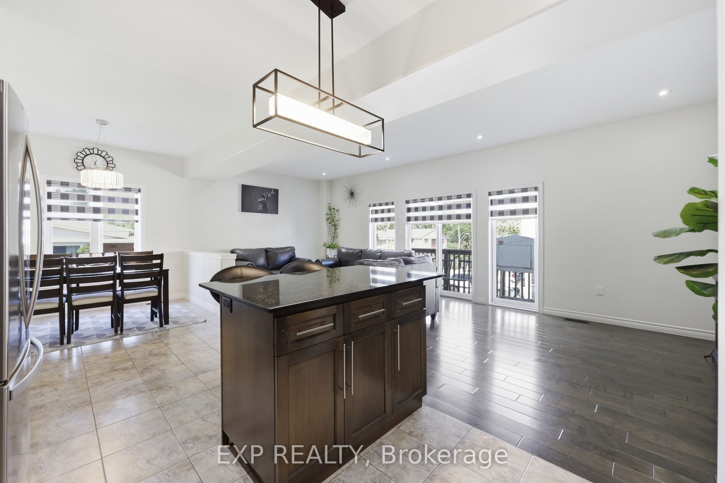 665 Greenhill Avenue E Property Photo 9