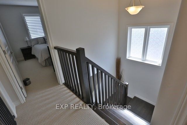 665 Greenhill Avenue E Property Photo 18