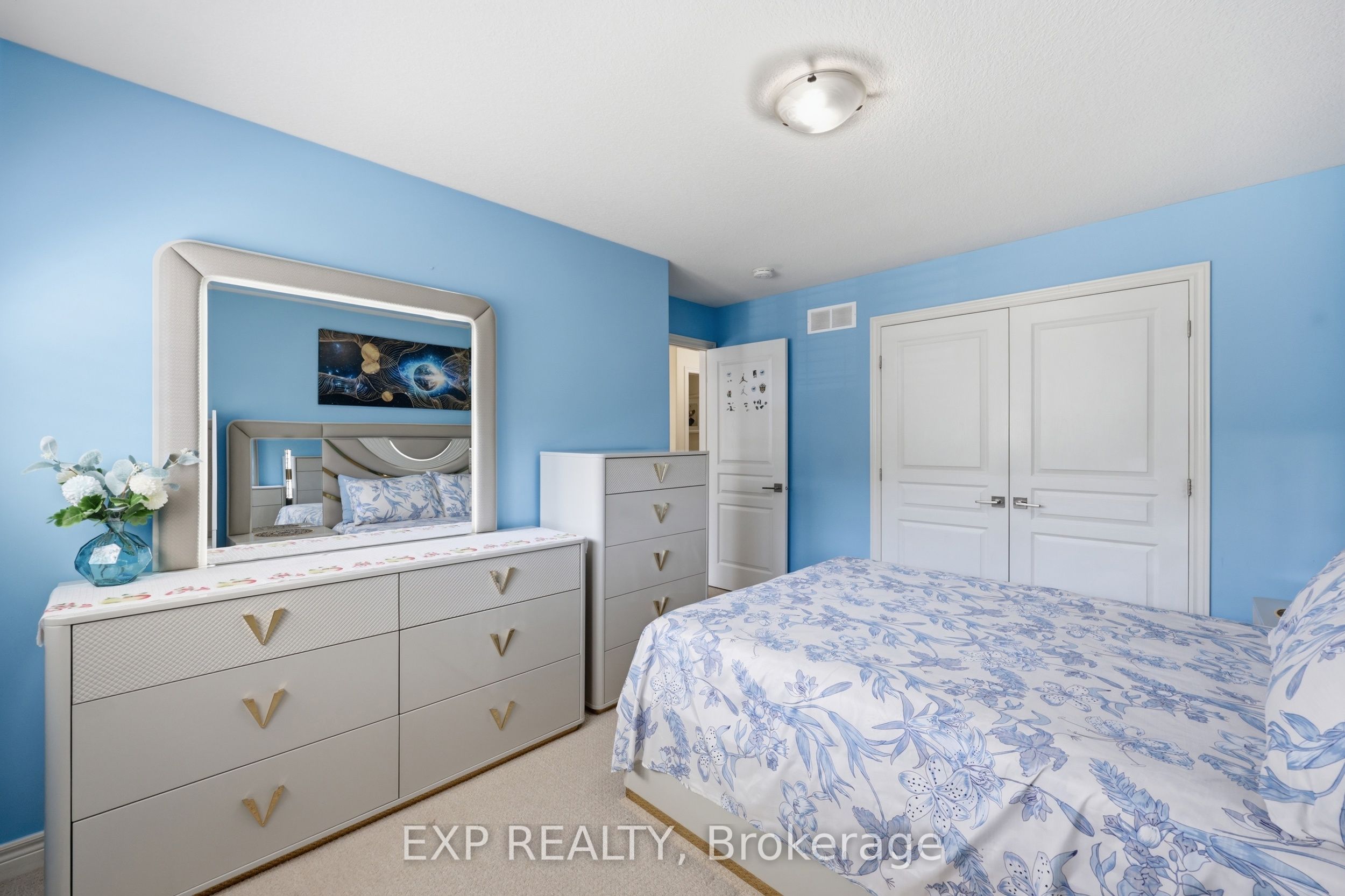 665 Greenhill Avenue E Property Photo 30