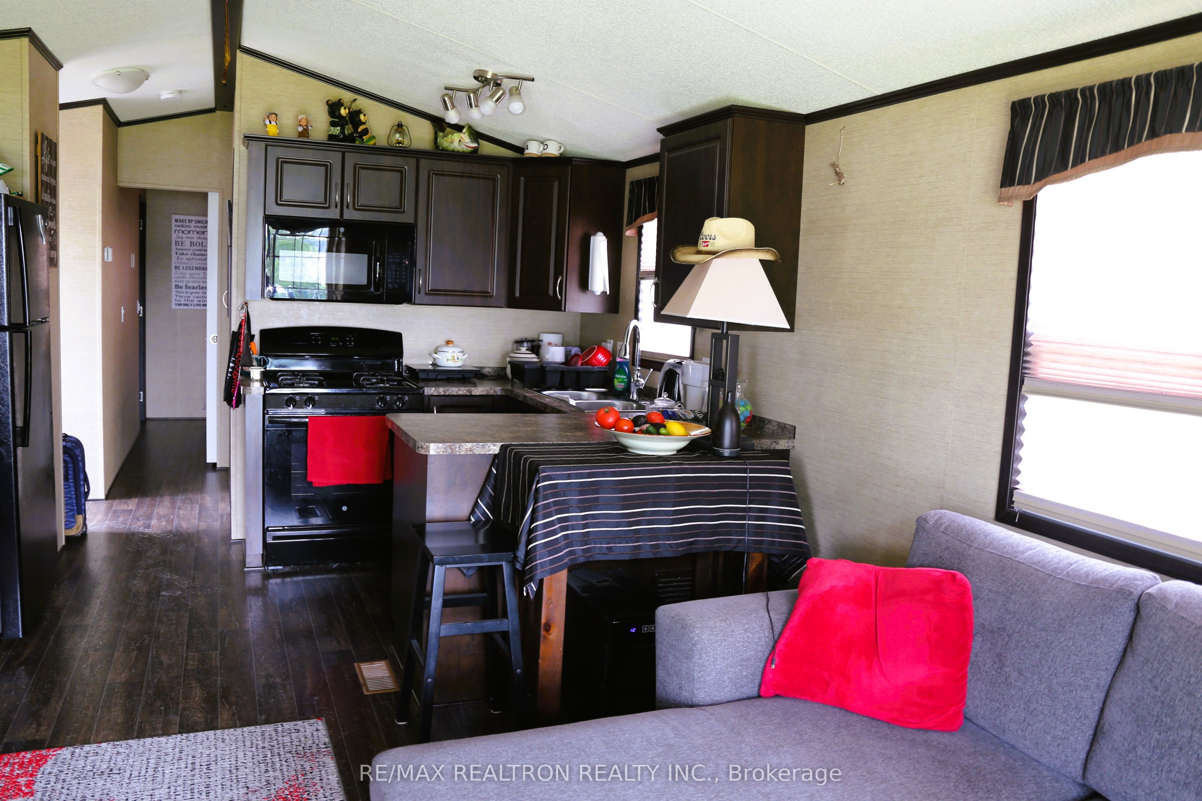 171 Woodland Estate Road Property Photo 8