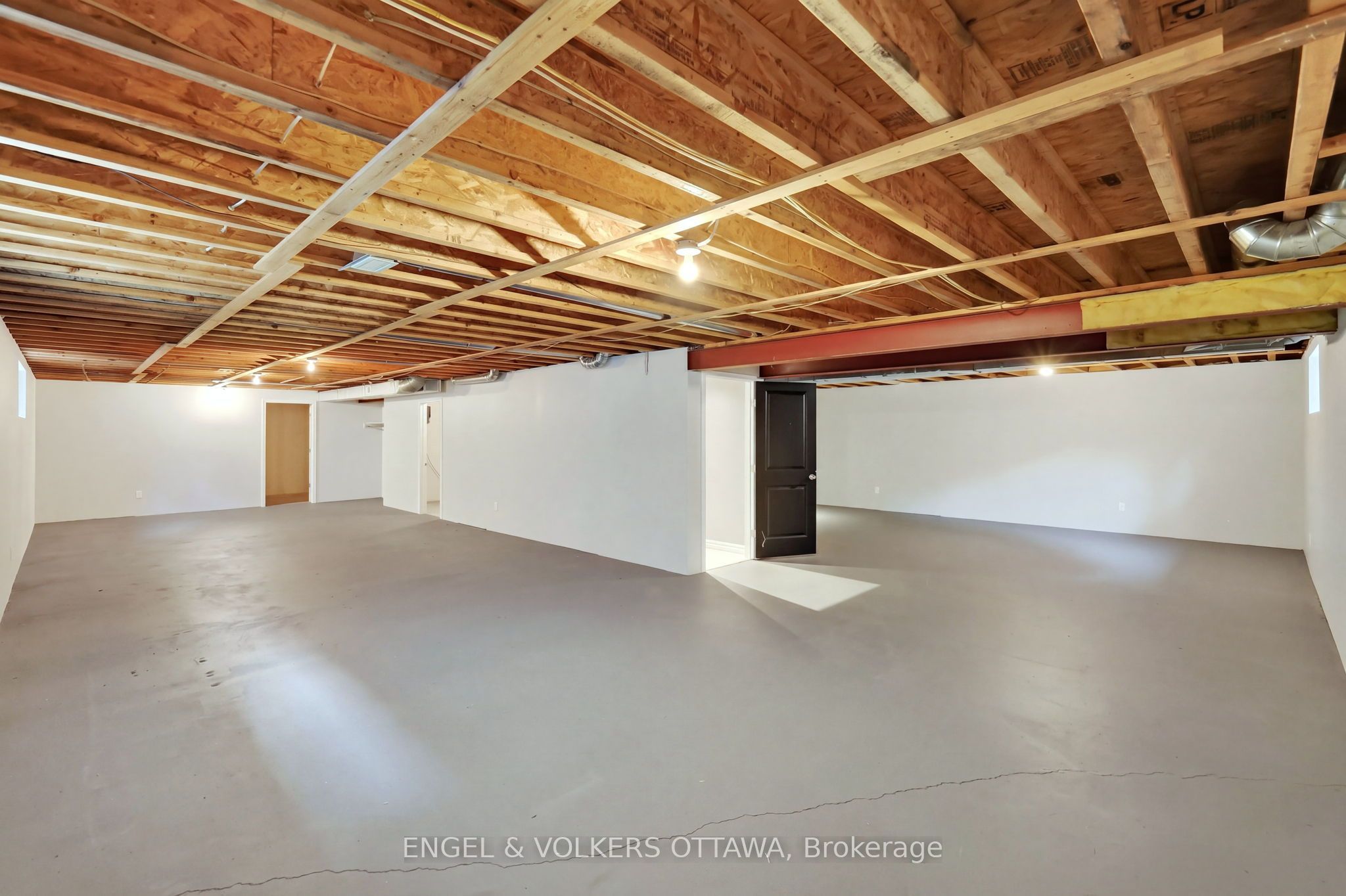 547 Kilbirnie Drive Property Photo 43