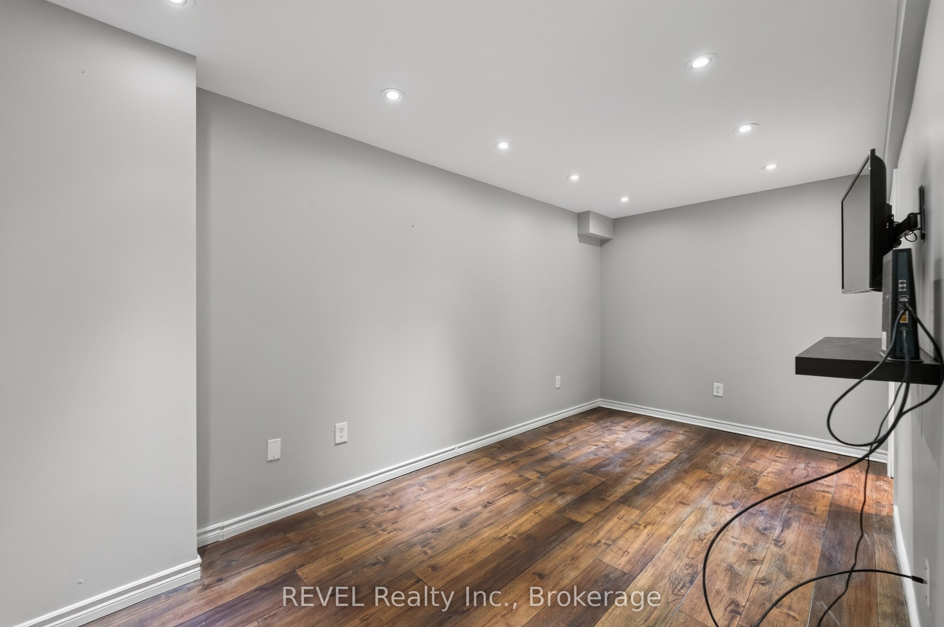 16 Haynes Court Property Photo 39