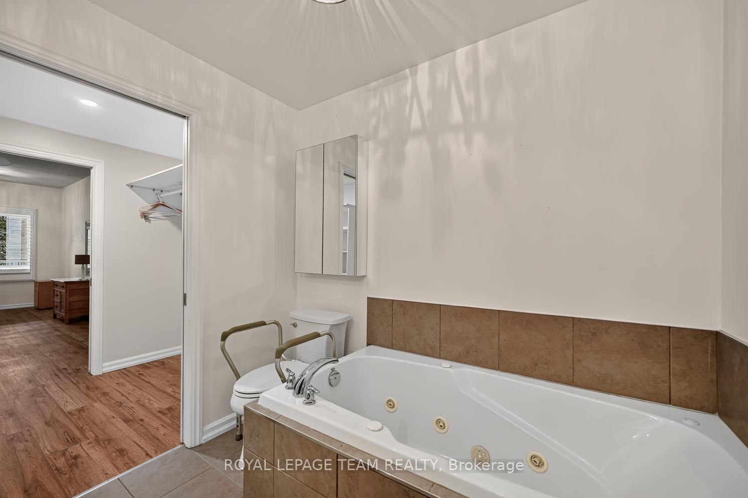 175 W Water Street W 205 Property Photo 18