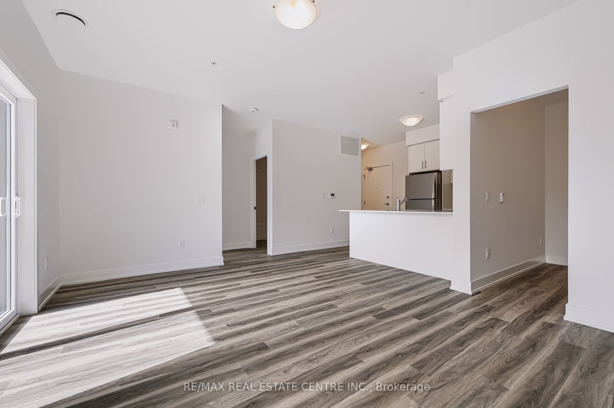 1100 Lackner Place 517 Property Photo 12