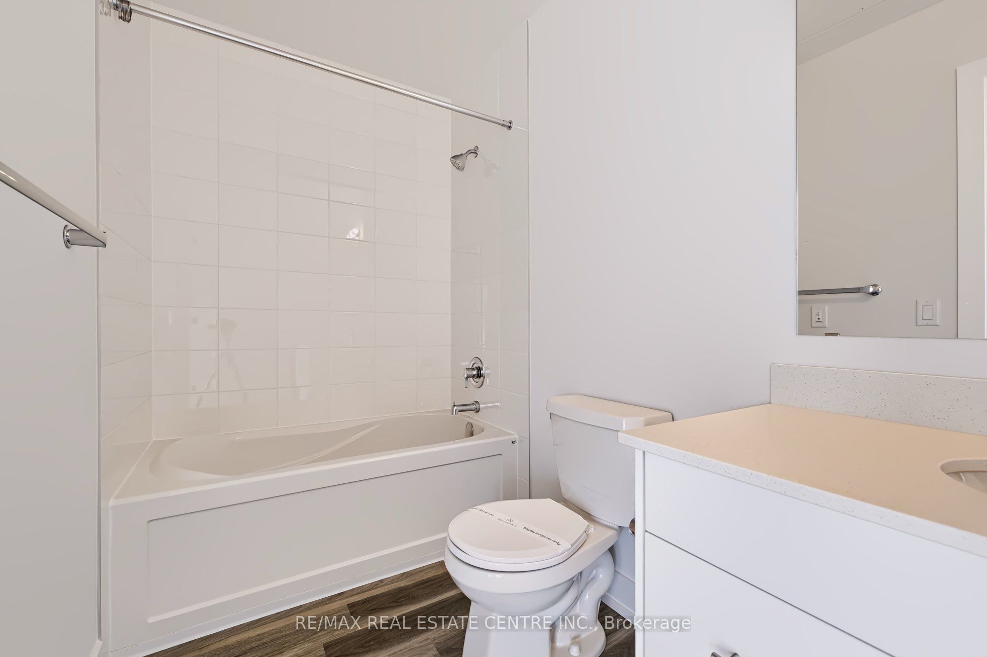 1100 Lackner Place 517 Property Photo 16