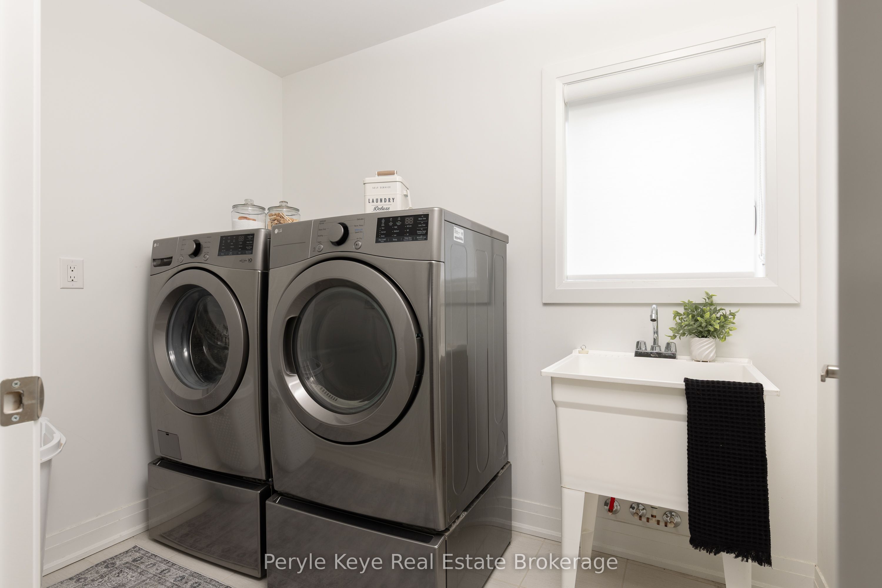 10 Timms Gate Property Photo 35