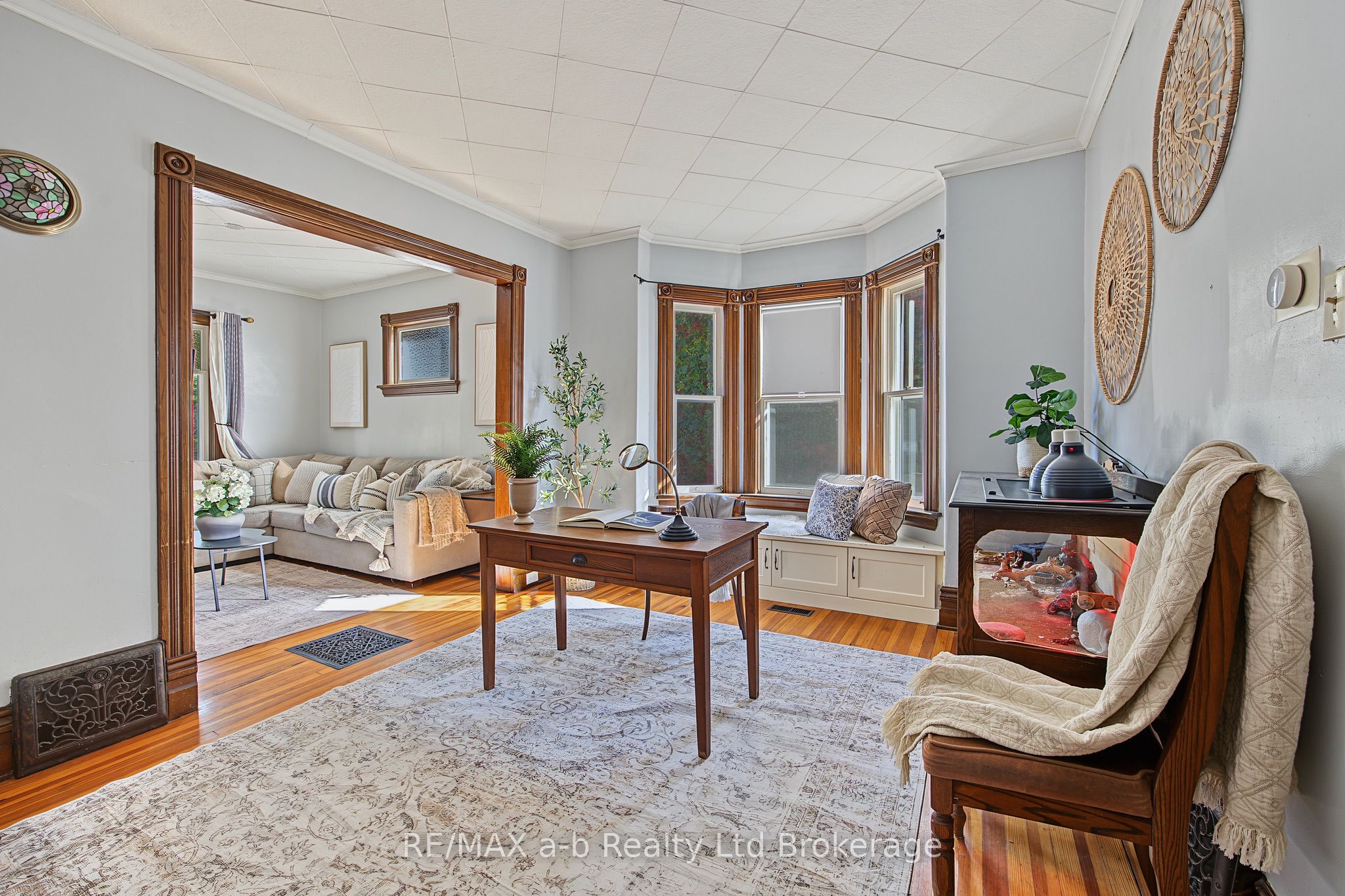 225 Graham Street Property Photo 7