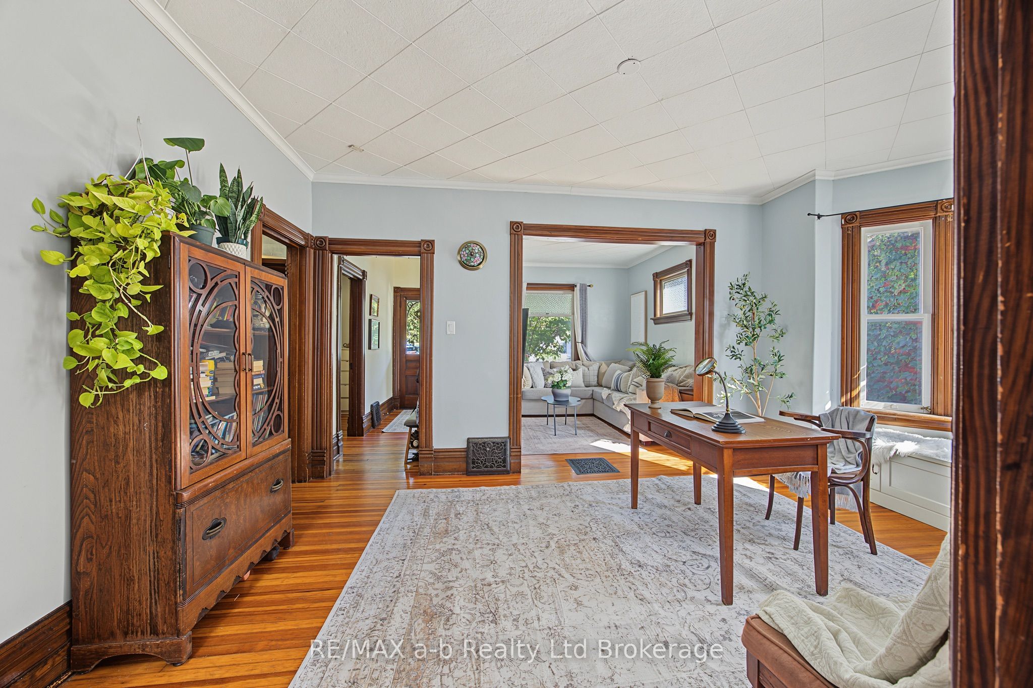 225 Graham Street Property Photo 8