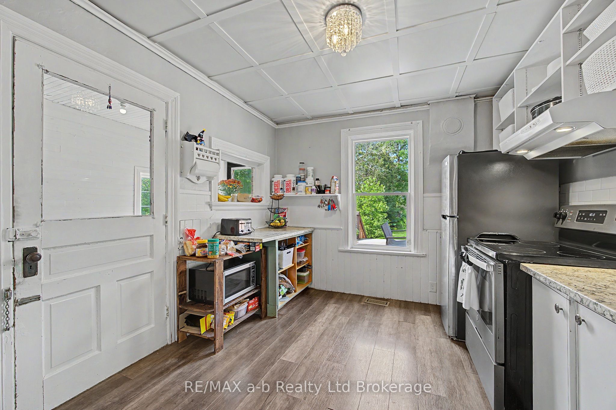 225 Graham Street Property Photo 17