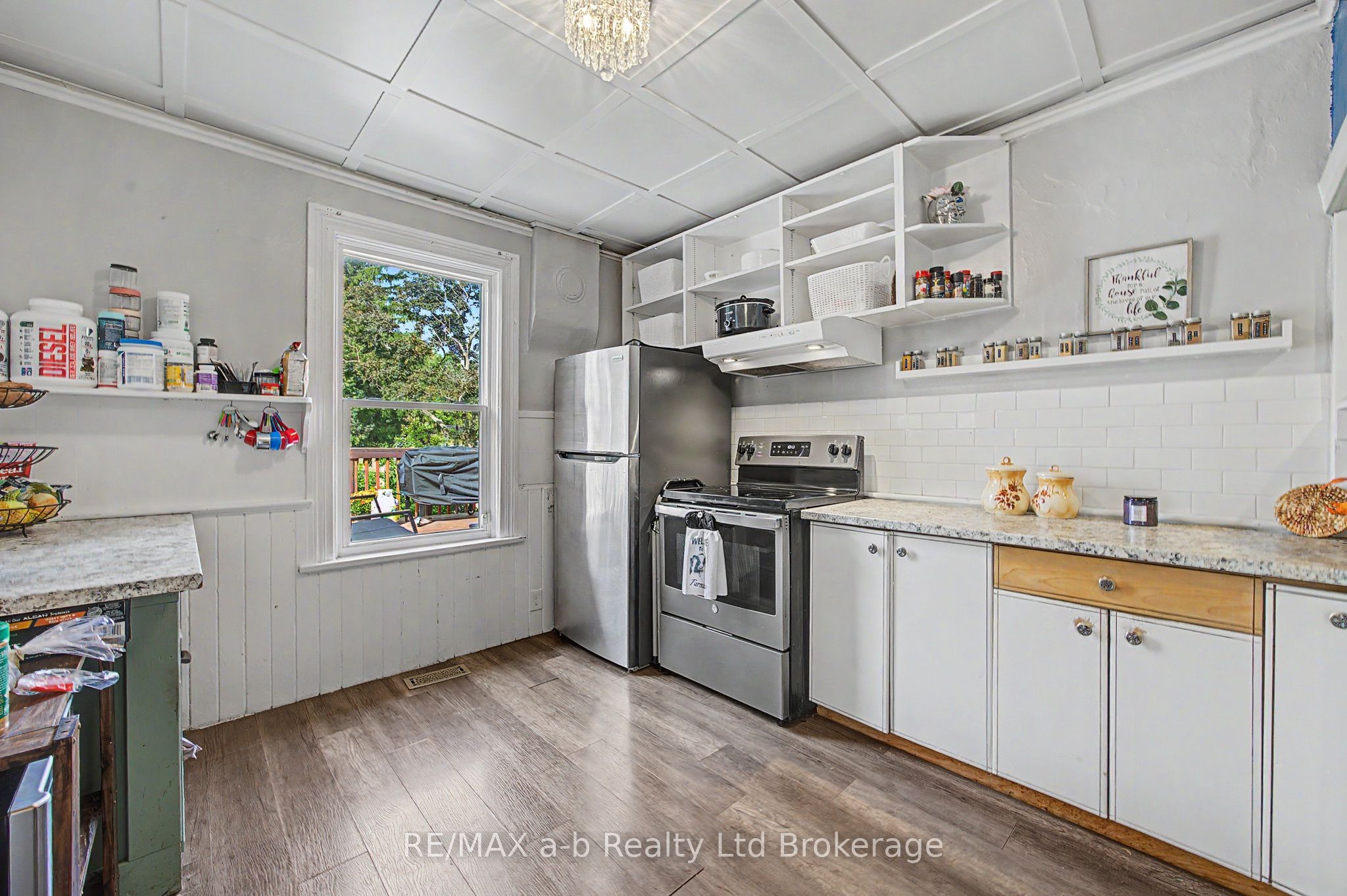 225 Graham Street Property Photo 19