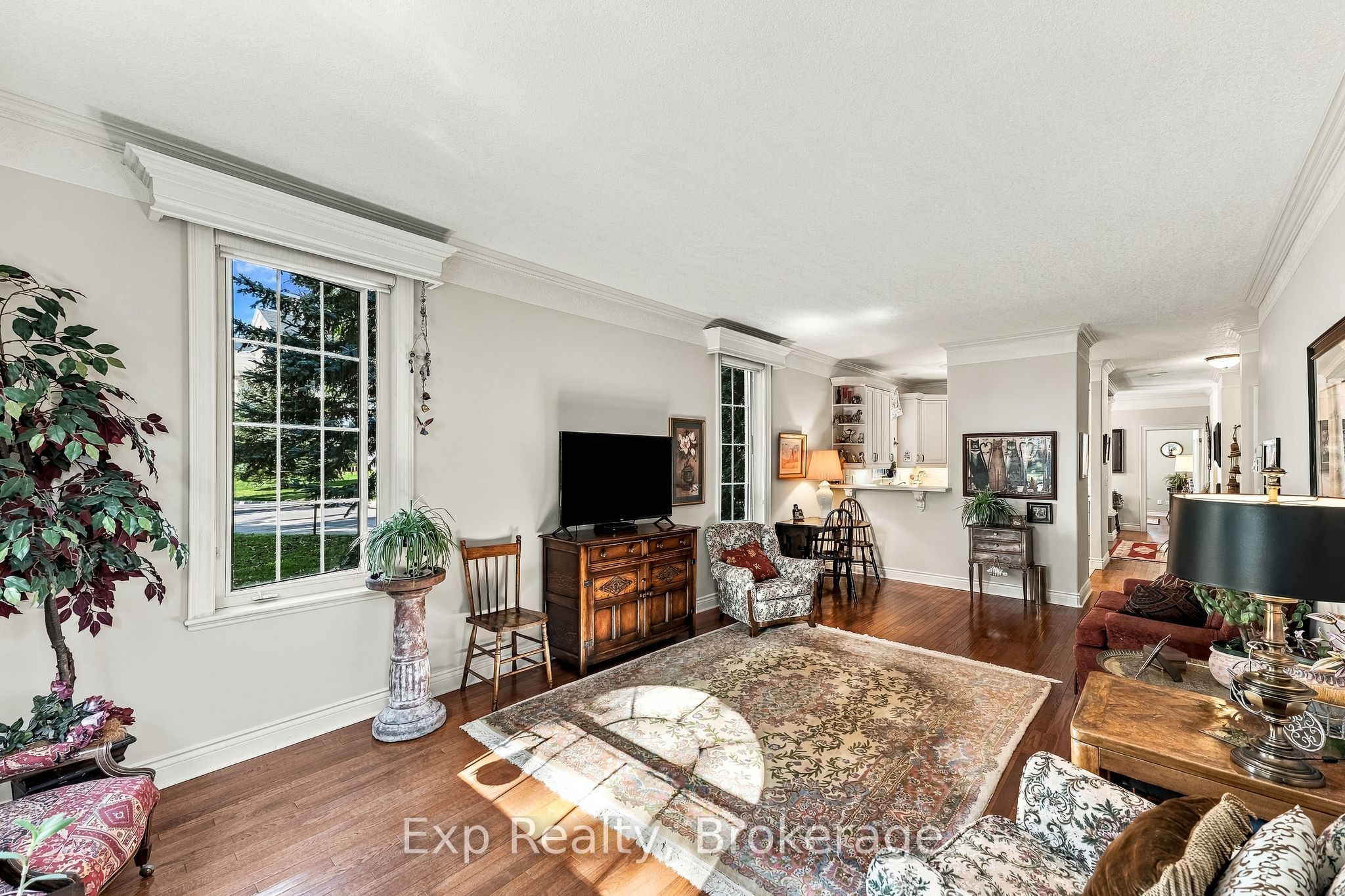 120 University Avenue E 101 Property Photo 27