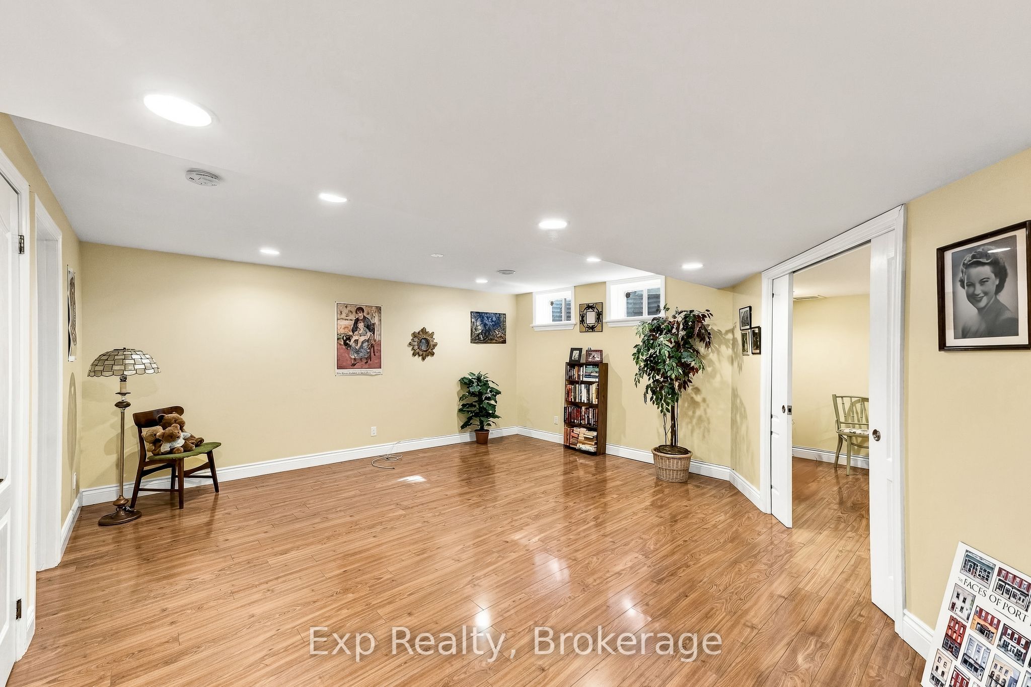 120 University Avenue E 101 Property Photo 31